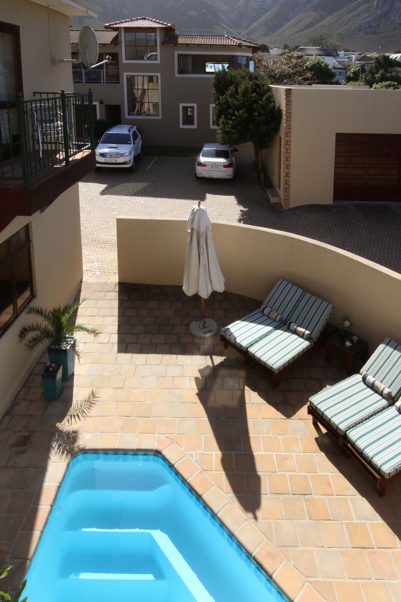 Lavender Manor Guest Lodge