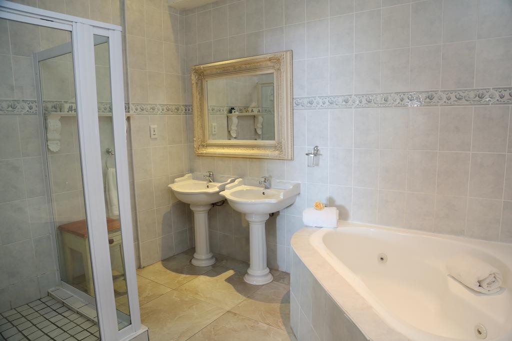 Misty Waves Boutique