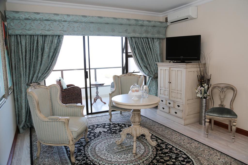 Misty Waves Boutique