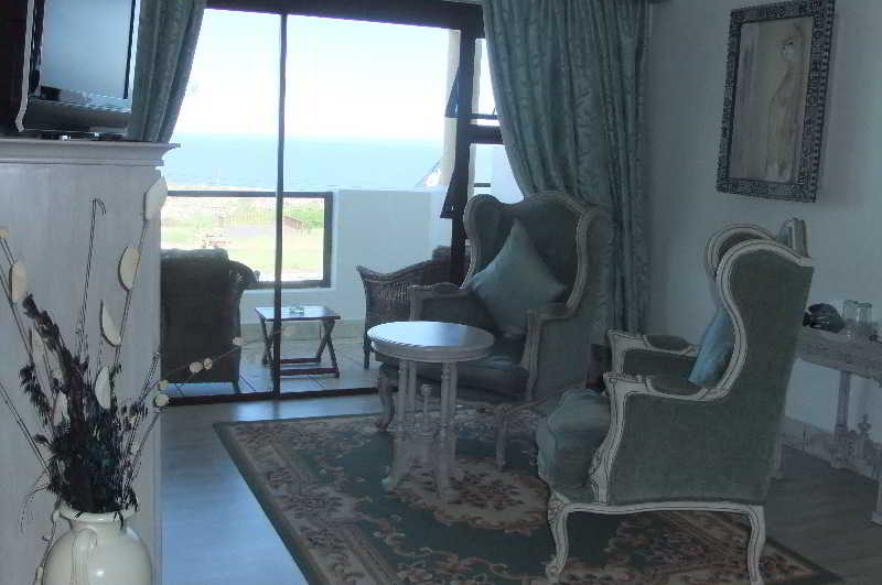 Misty Waves Boutique