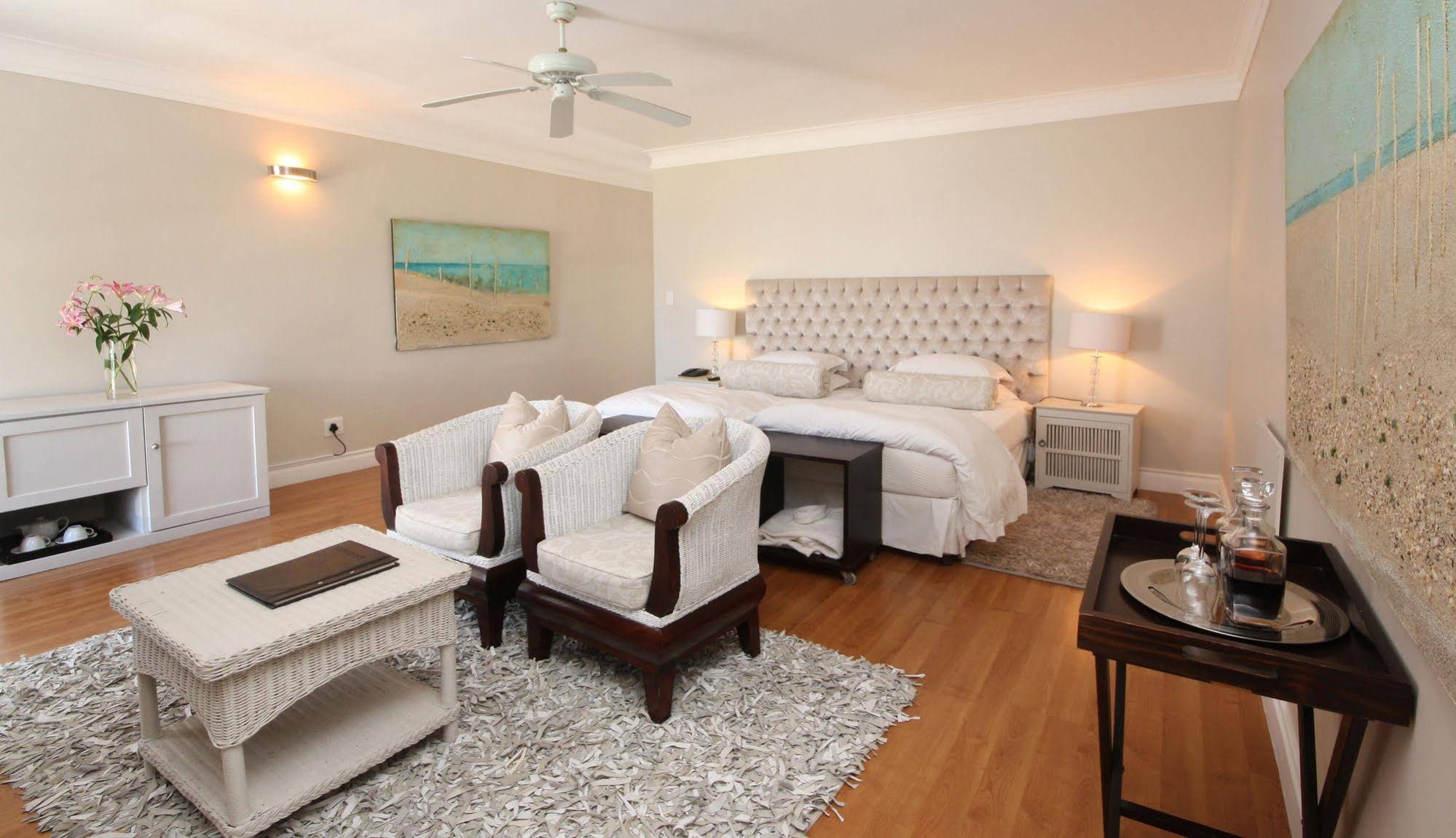 Ocean Eleven Guesthouse