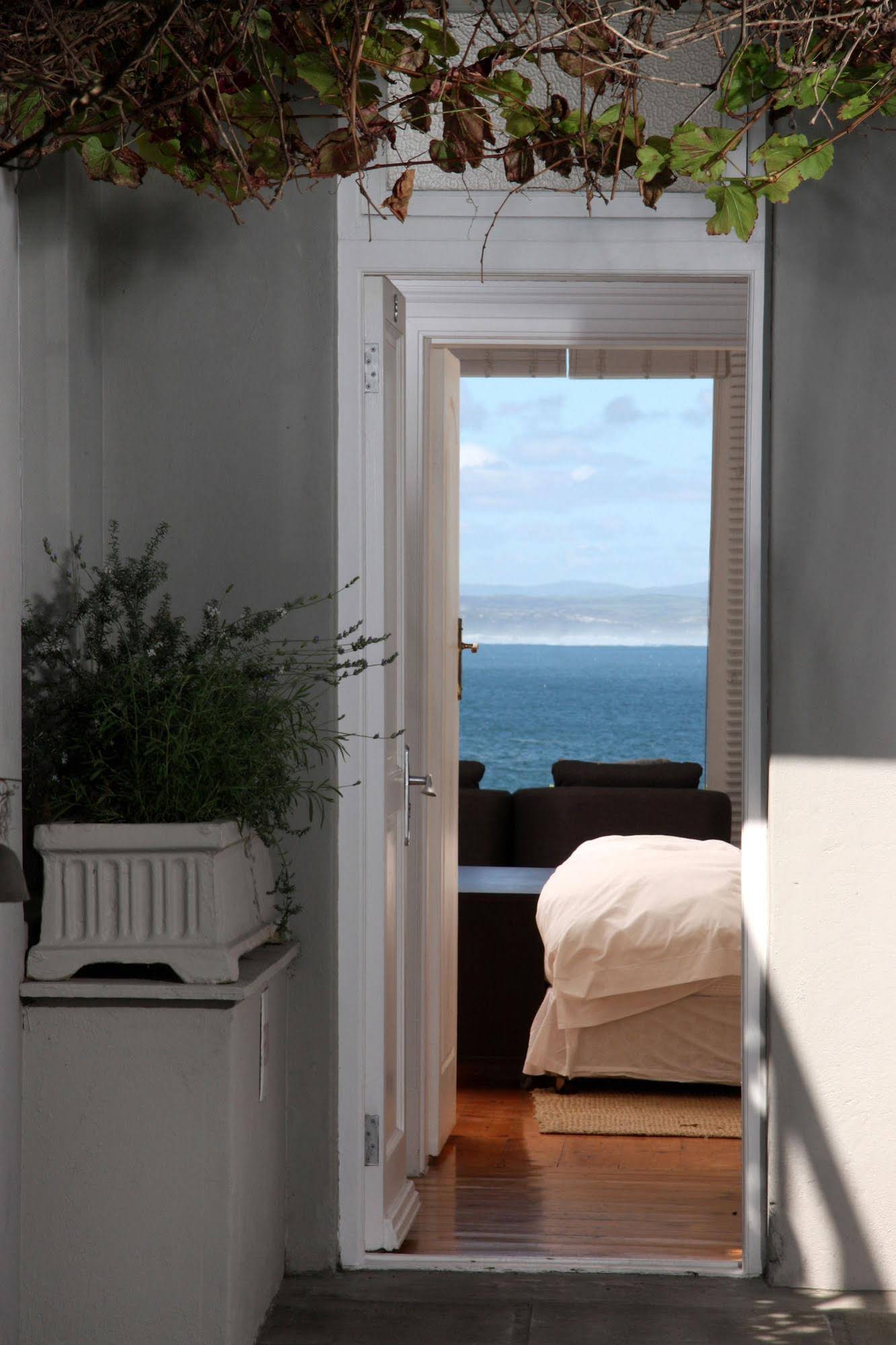 Ocean Eleven Guesthouse