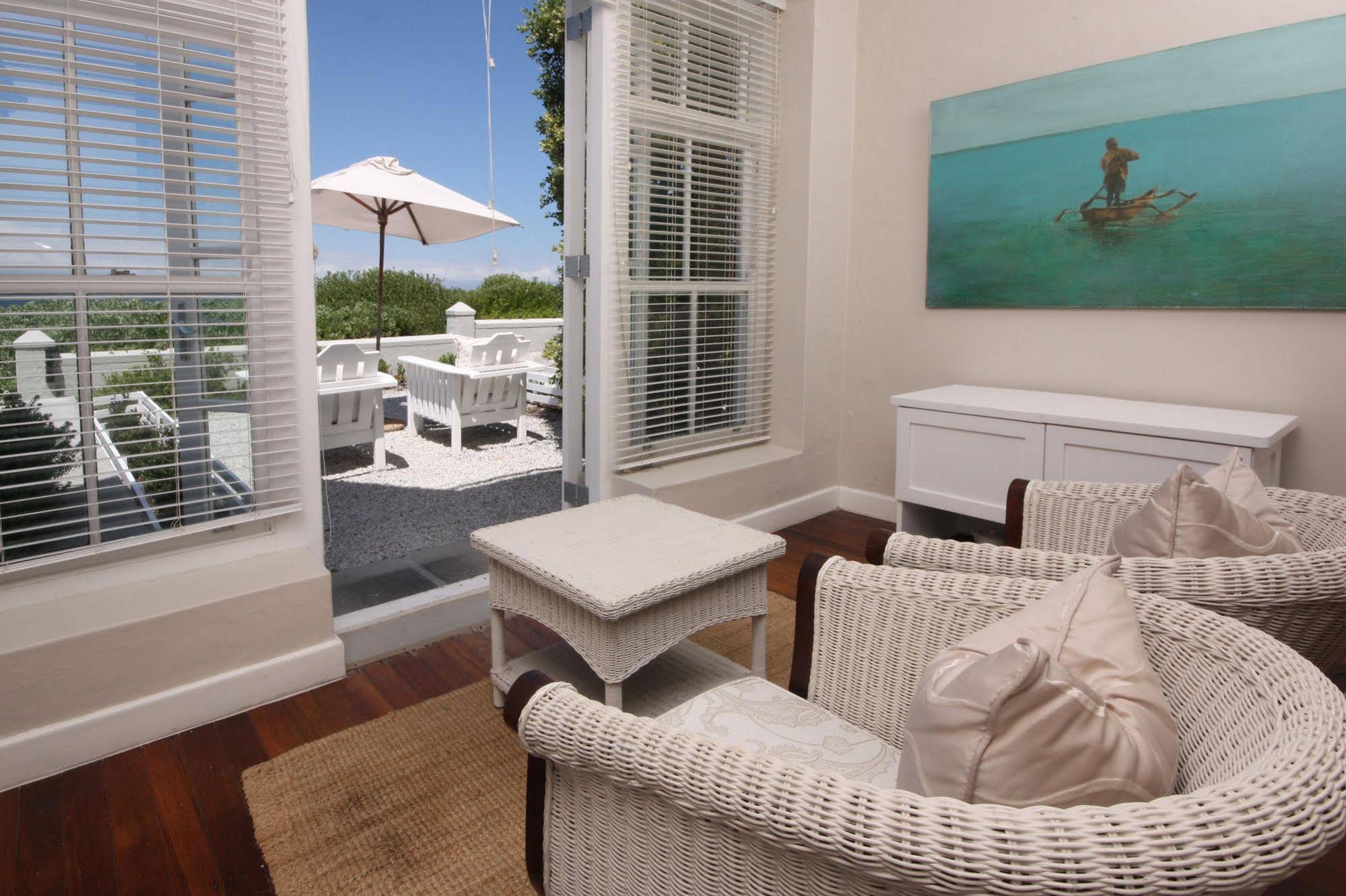 Ocean Eleven Guesthouse