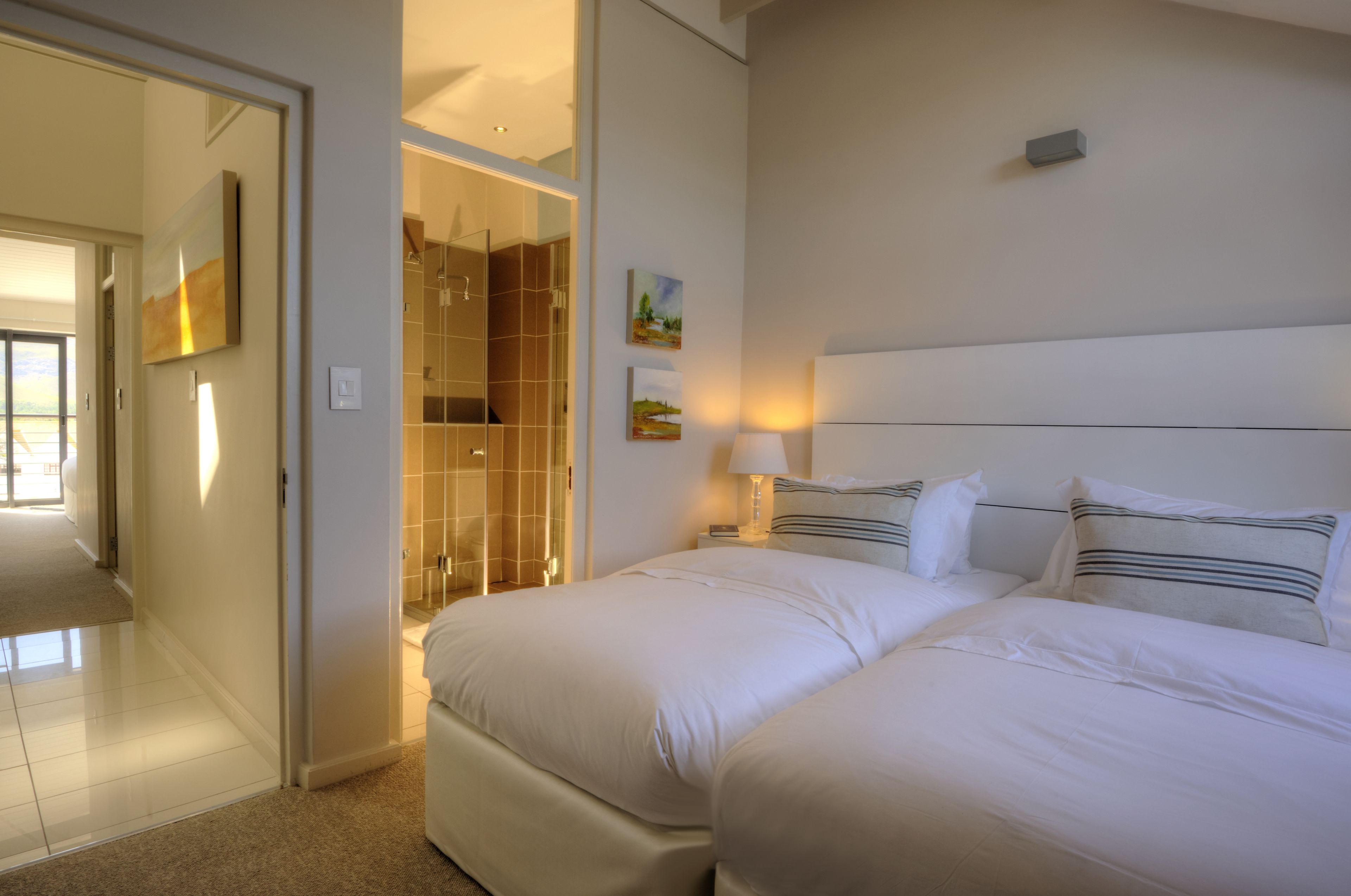 Whale Coast All-Suite Hotel