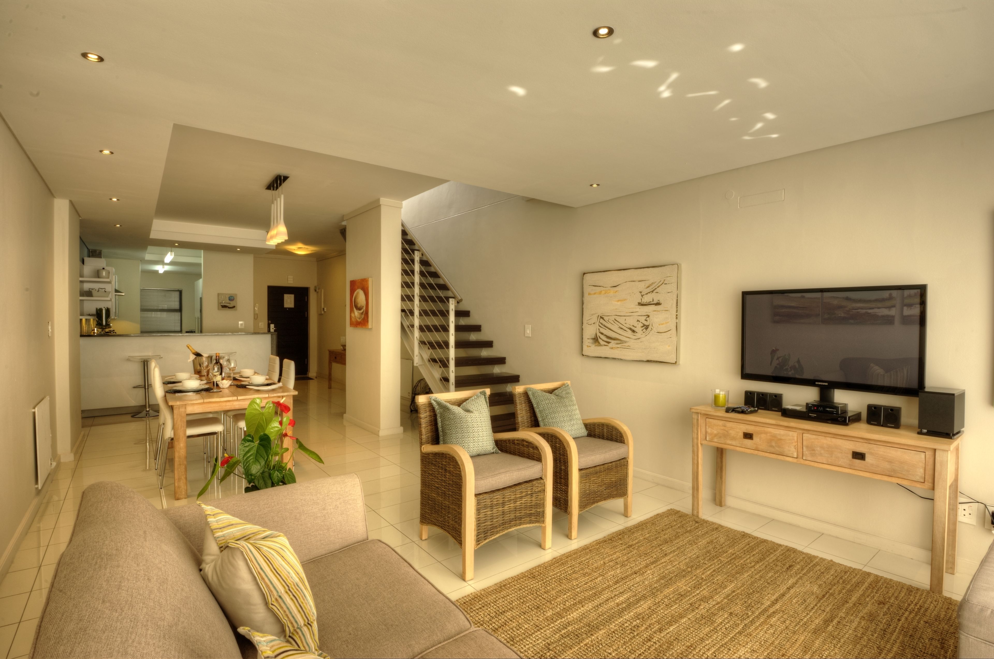 Whale Coast All-Suite Hotel