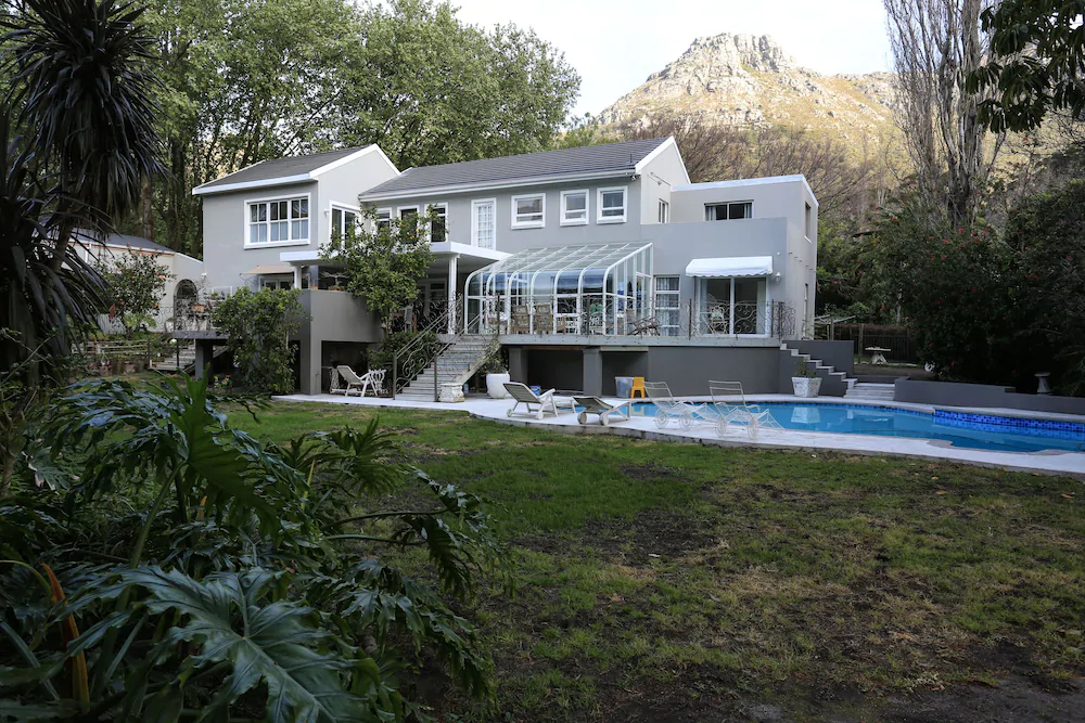 Waterland Lodge