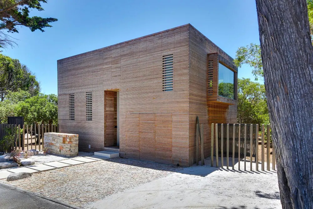 Glasenapp House