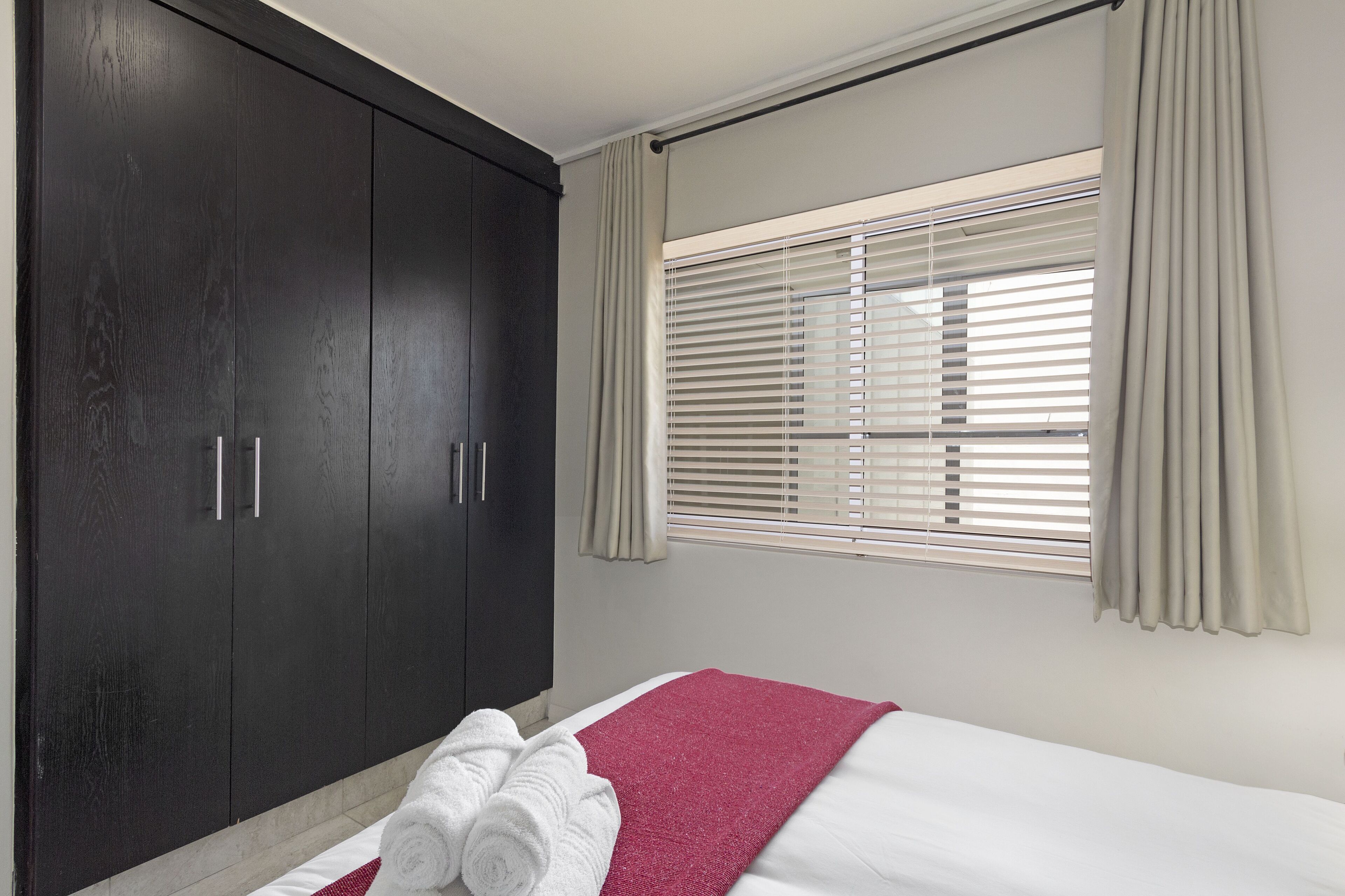 Lagoon Beach by Host Agents