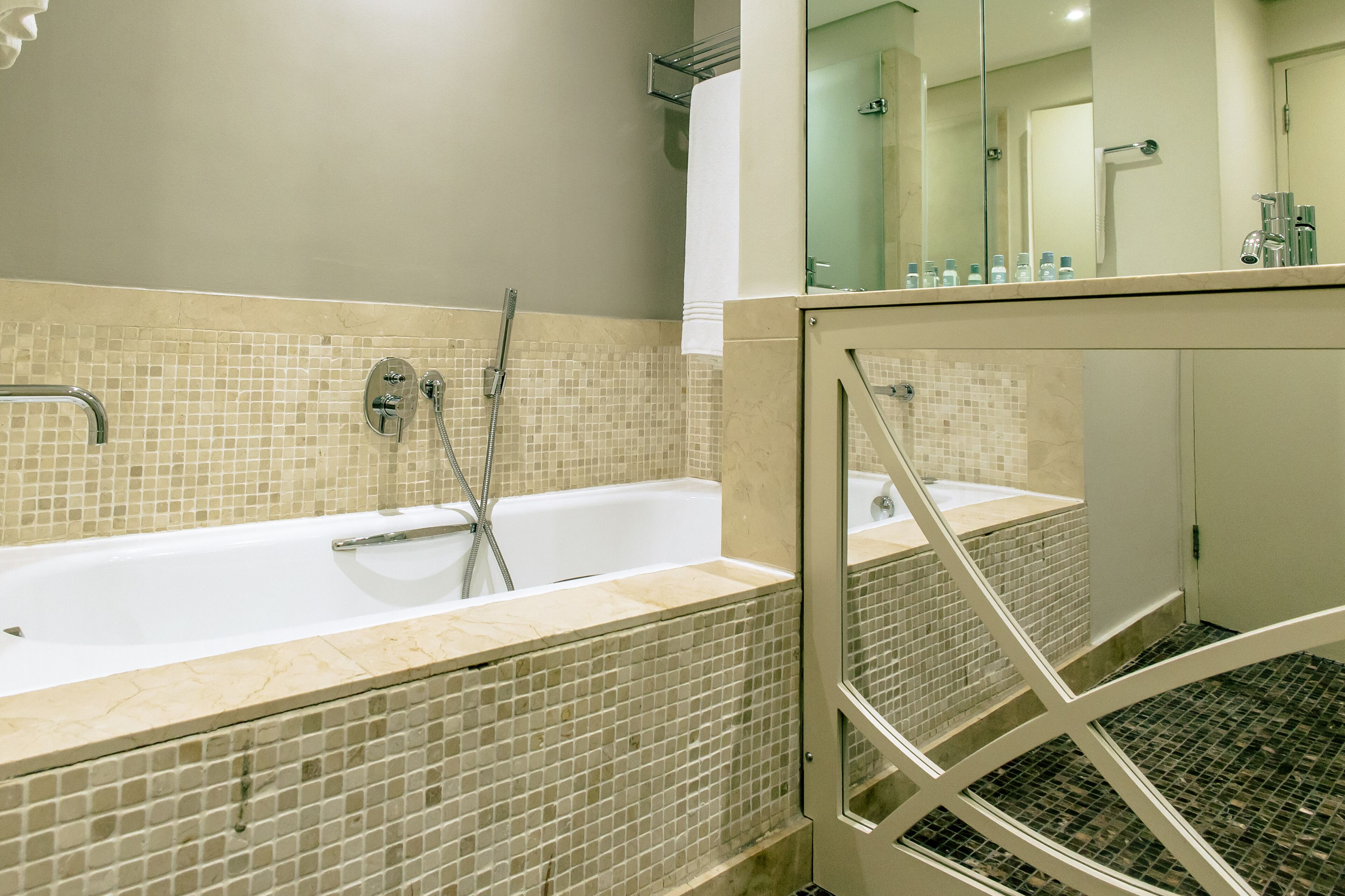 Lagoon Beach Hotel & Spa