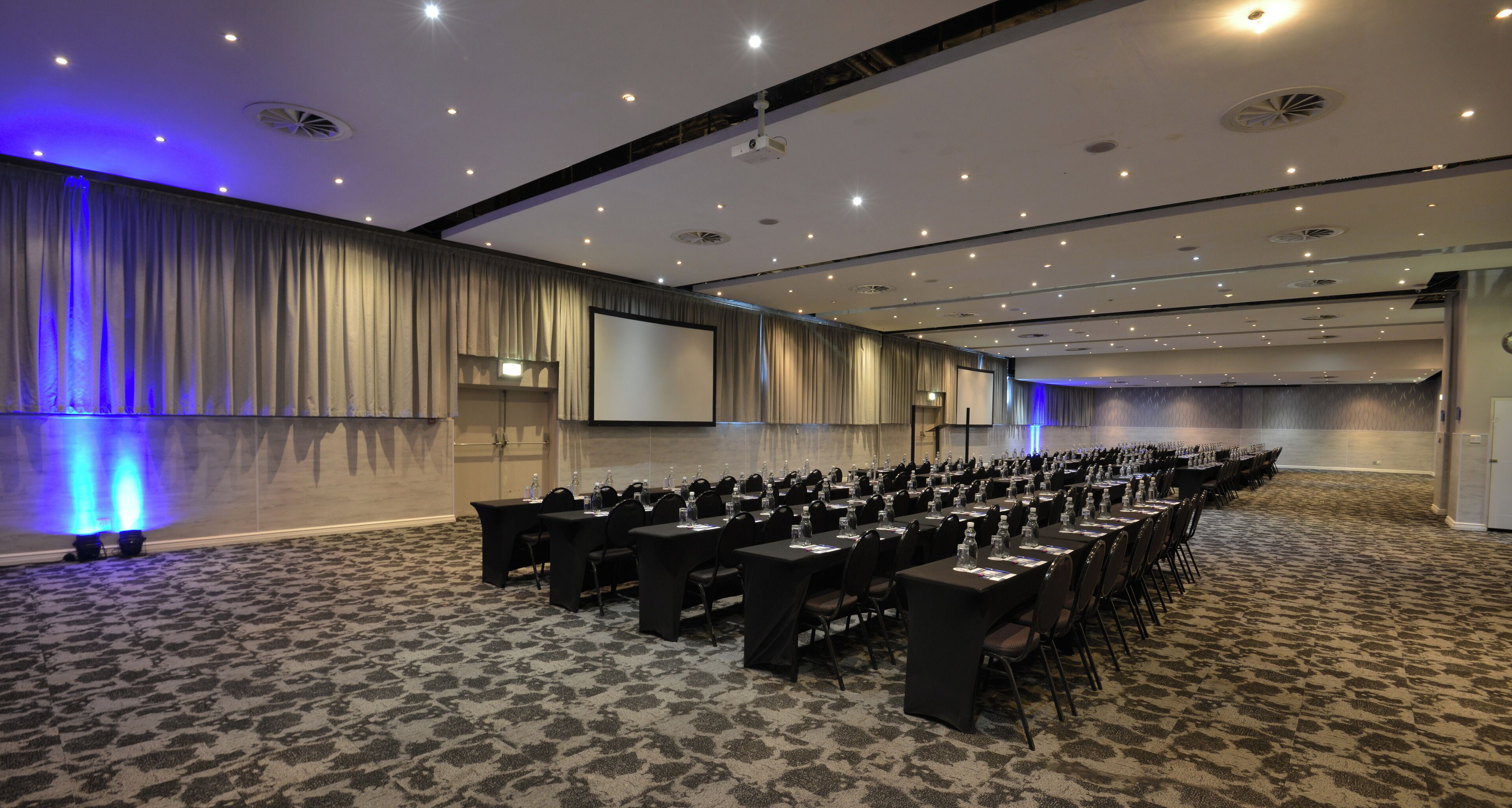 Lagoon Beach Hotel & Spa