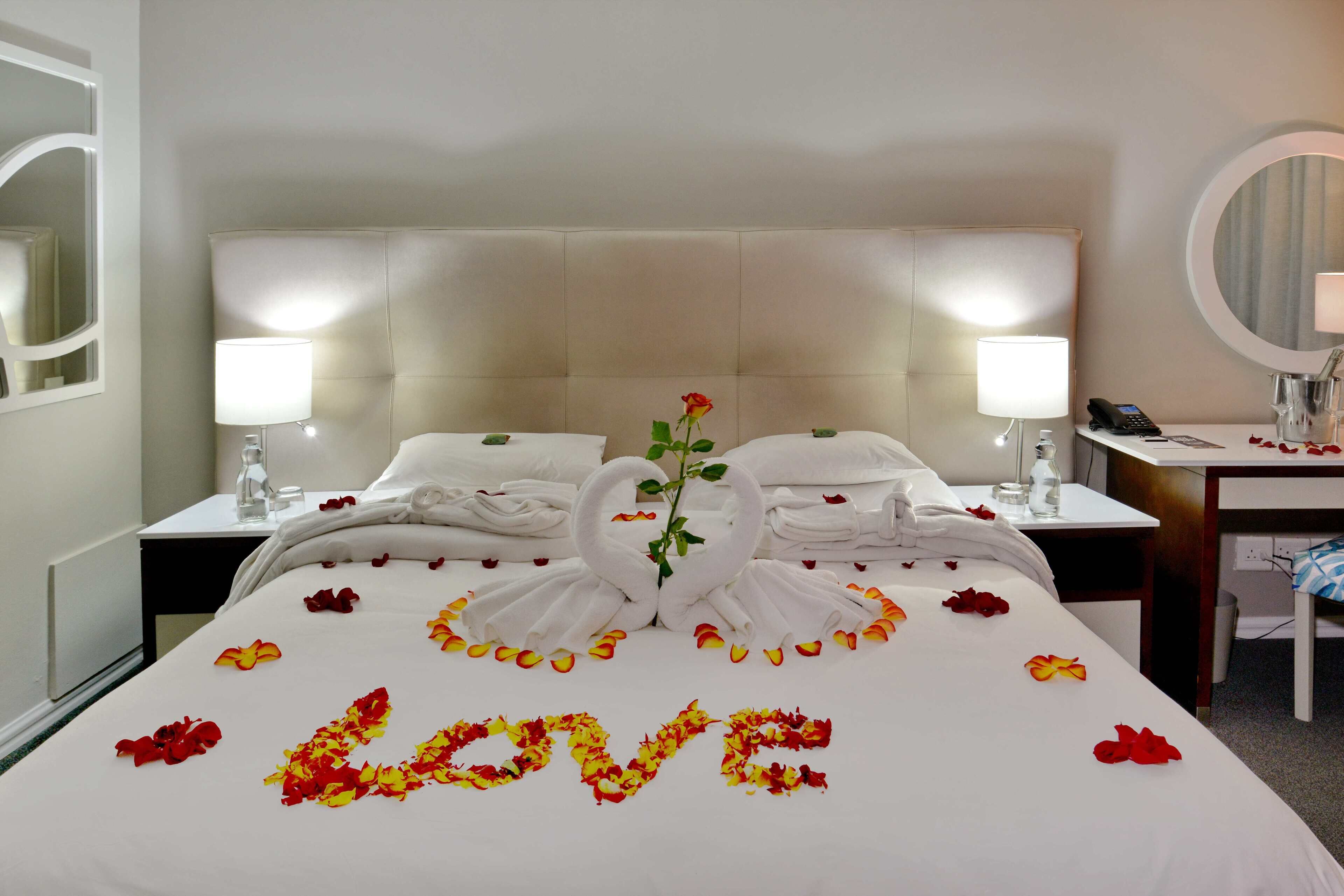 Lagoon Beach Hotel & Spa