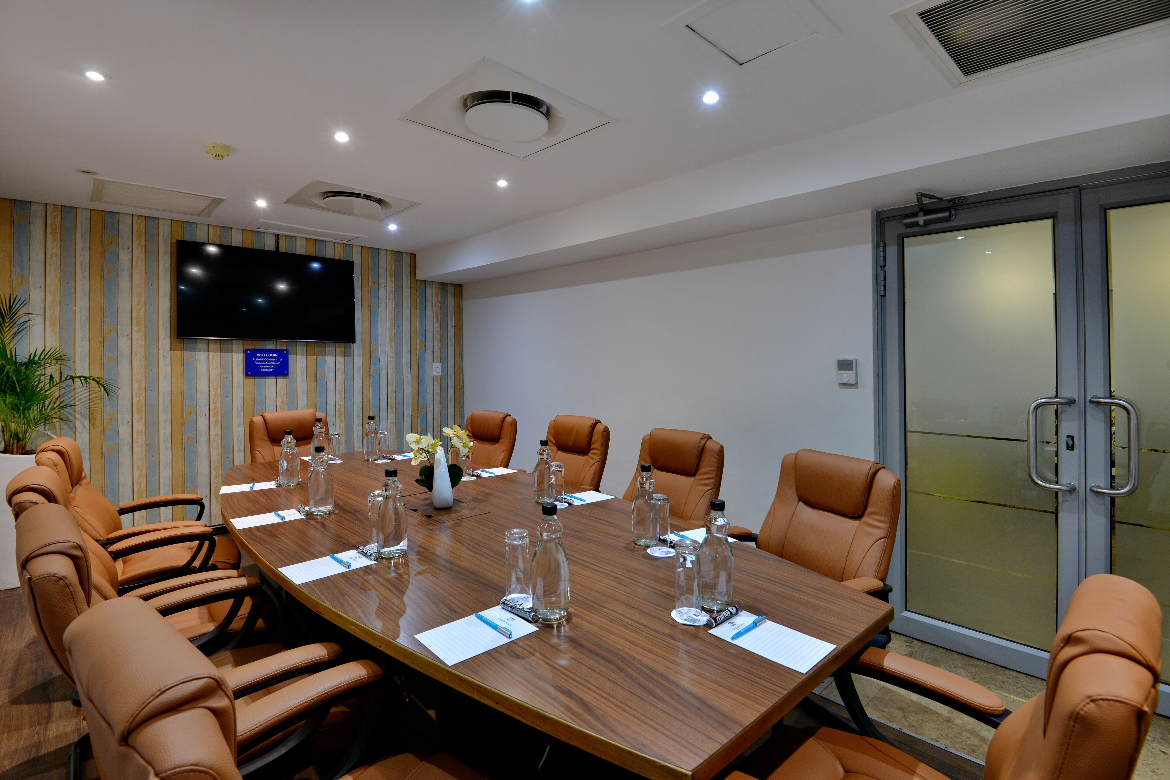 Lagoon Beach Hotel & Spa