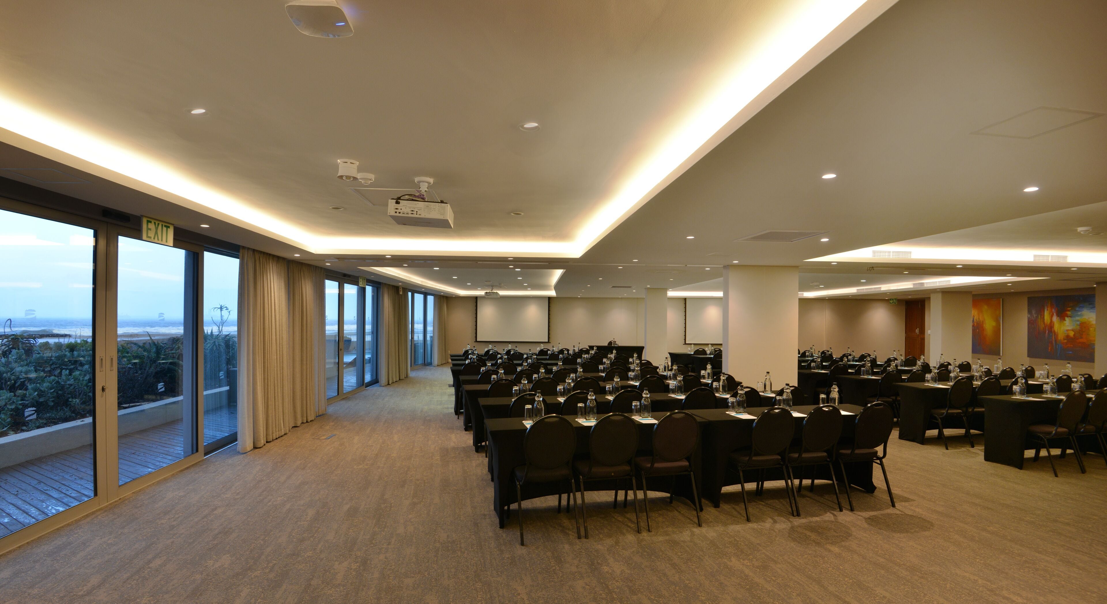 Lagoon Beach Hotel & Spa