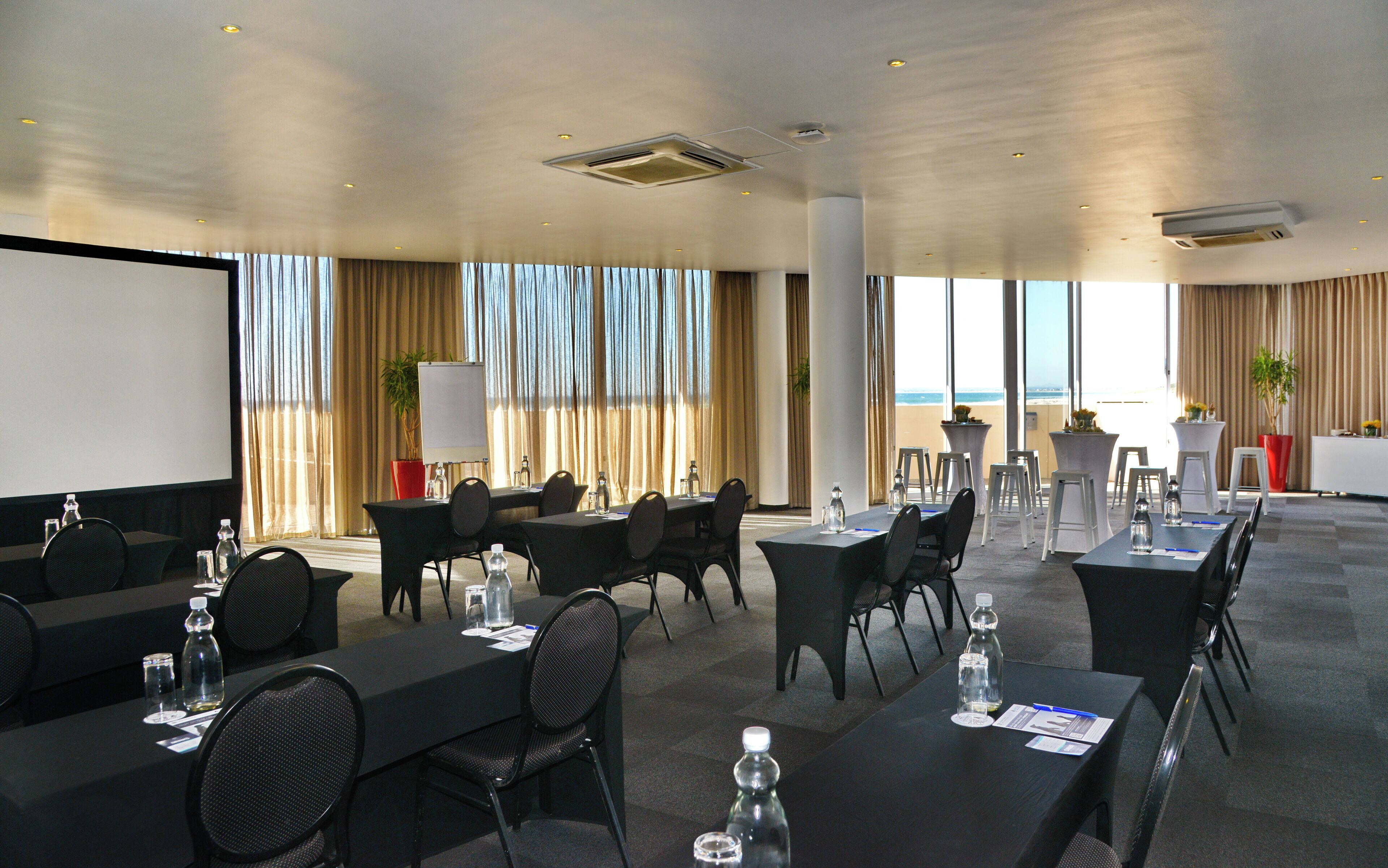 Lagoon Beach Hotel & Spa