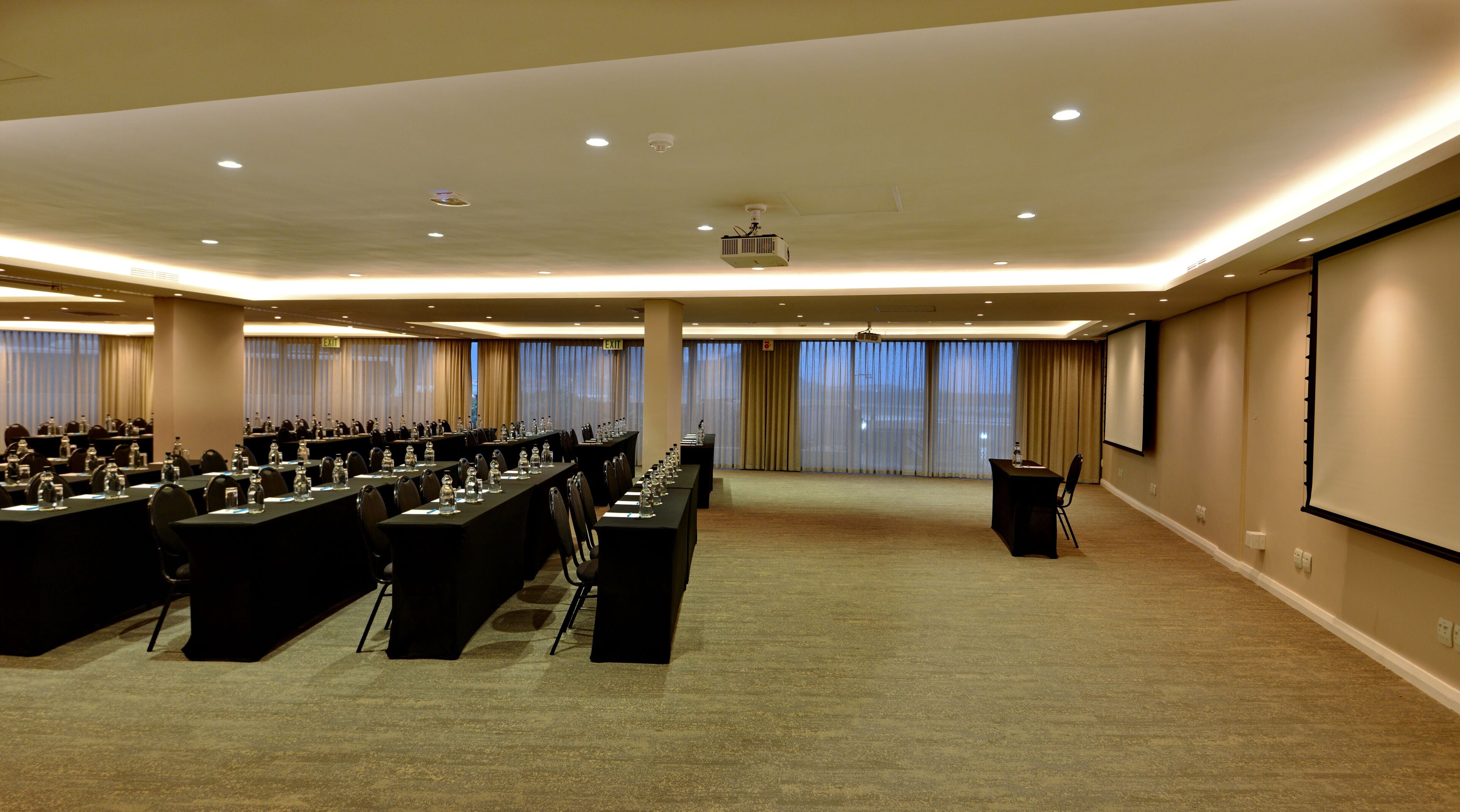 Lagoon Beach Hotel & Spa