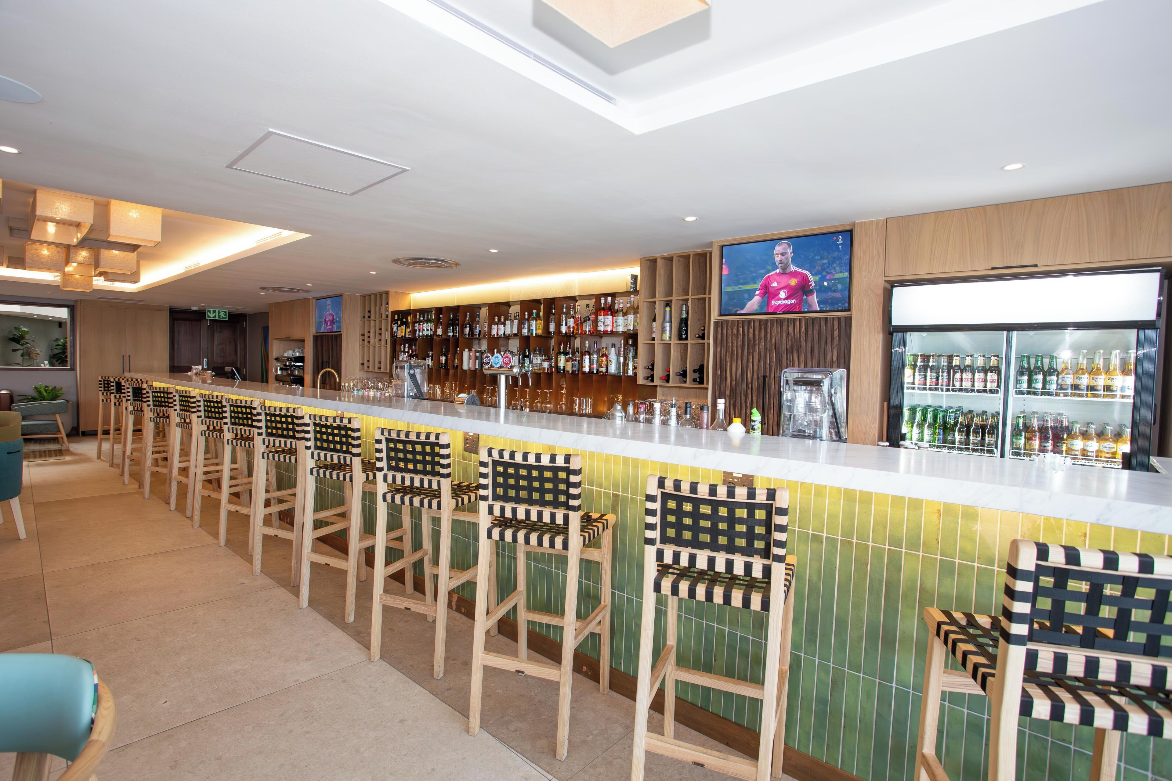 Lagoon Beach Hotel & Spa