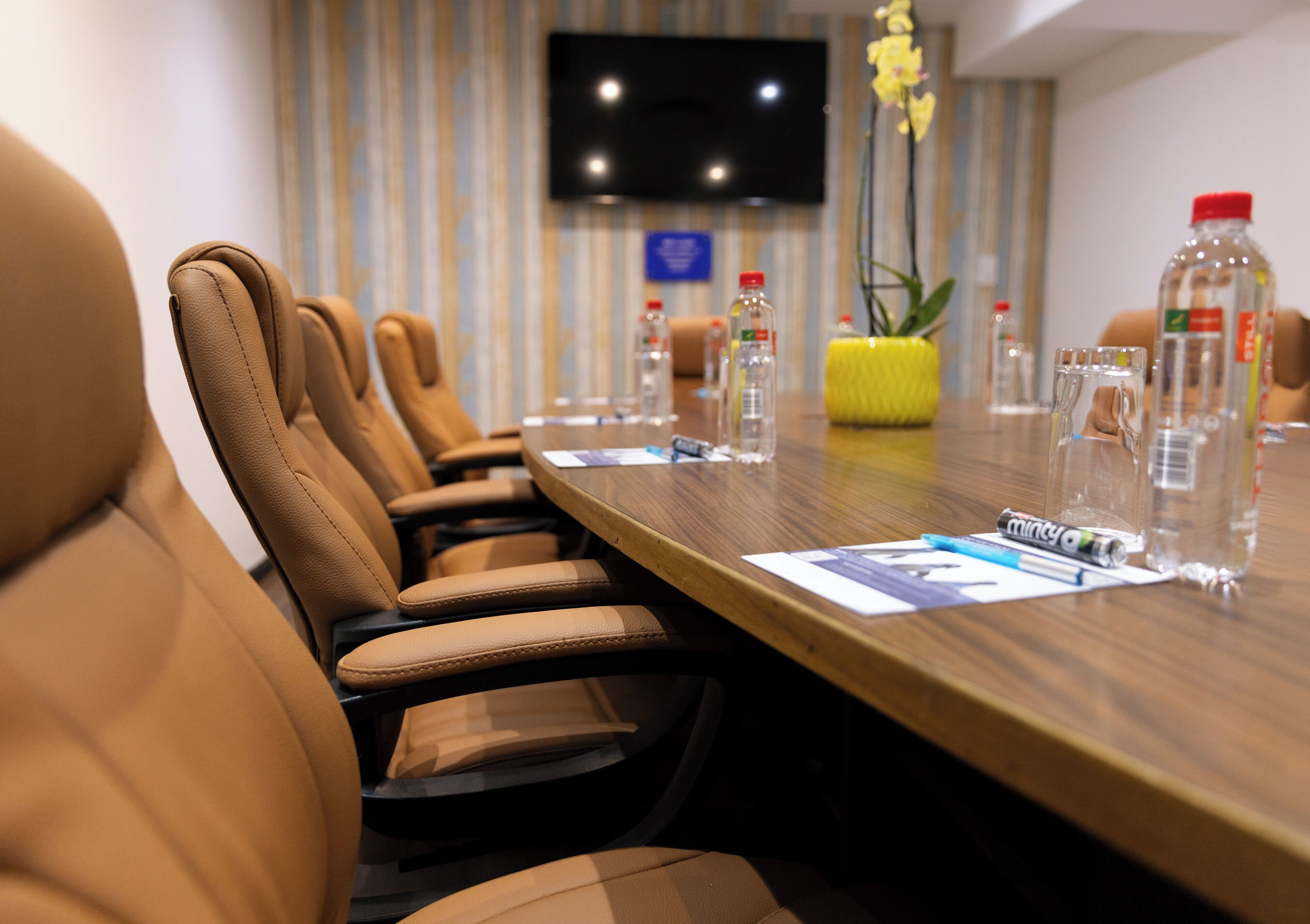 Lagoon Beach Hotel & Spa