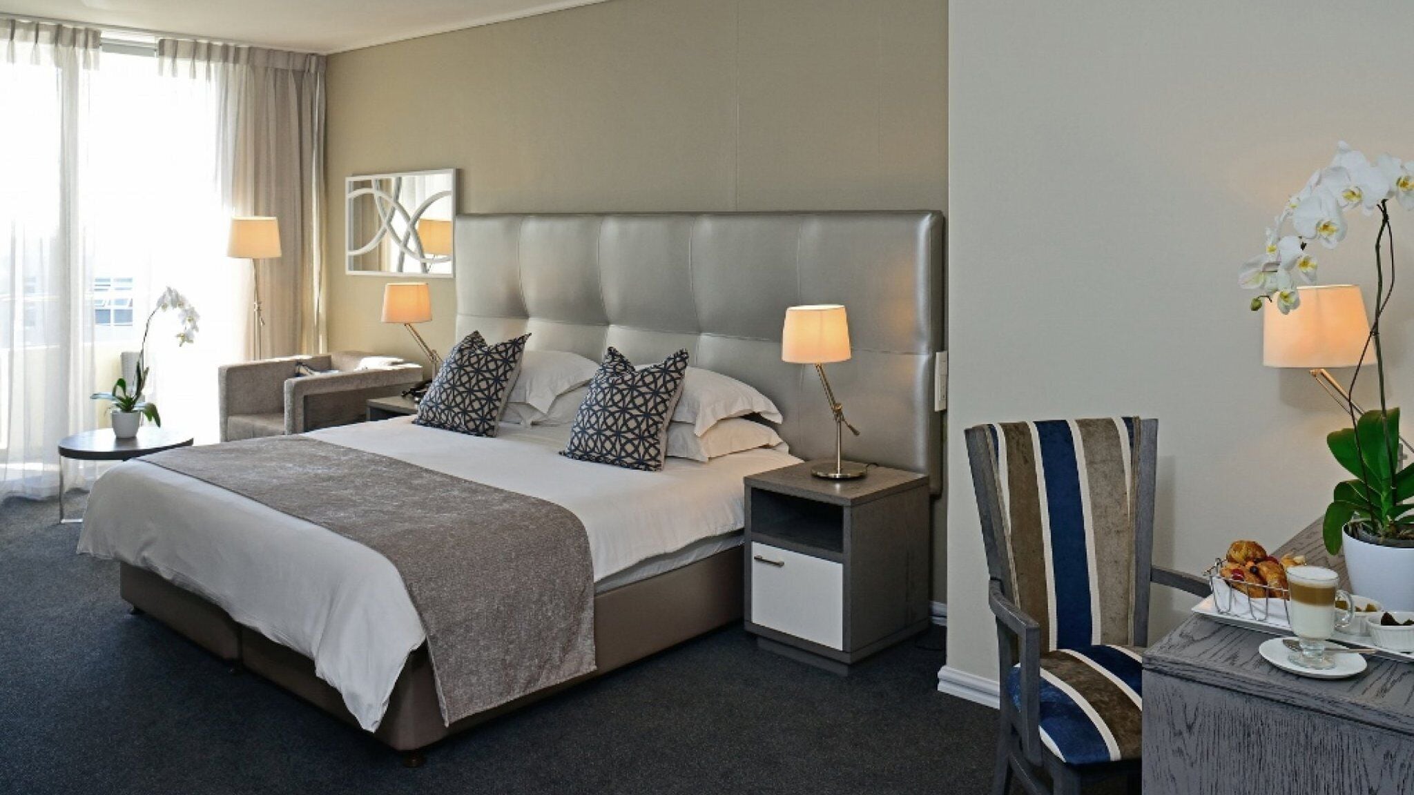 Lagoon Beach Hotel & Spa