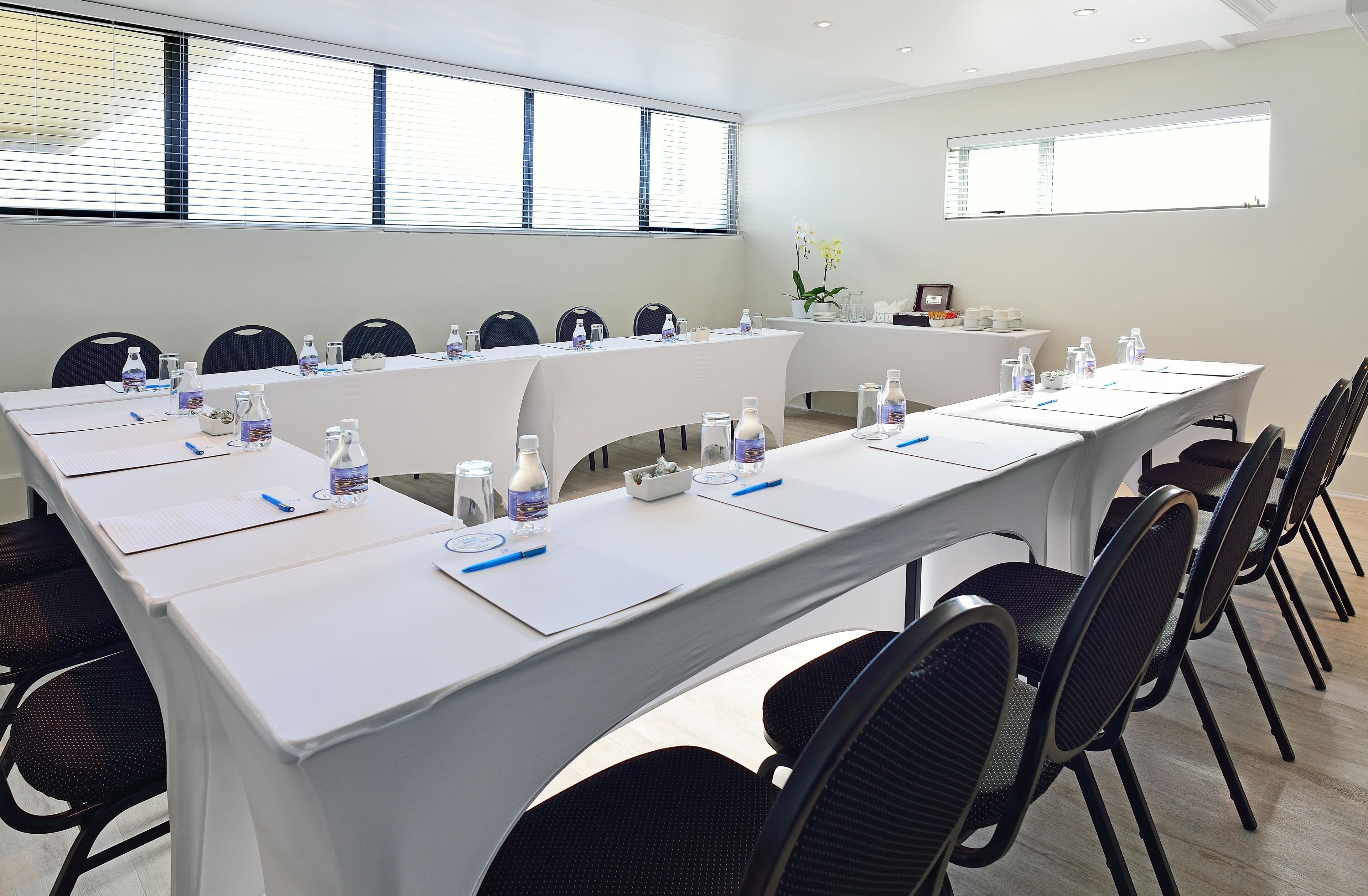 Lagoon Beach Hotel Apartments