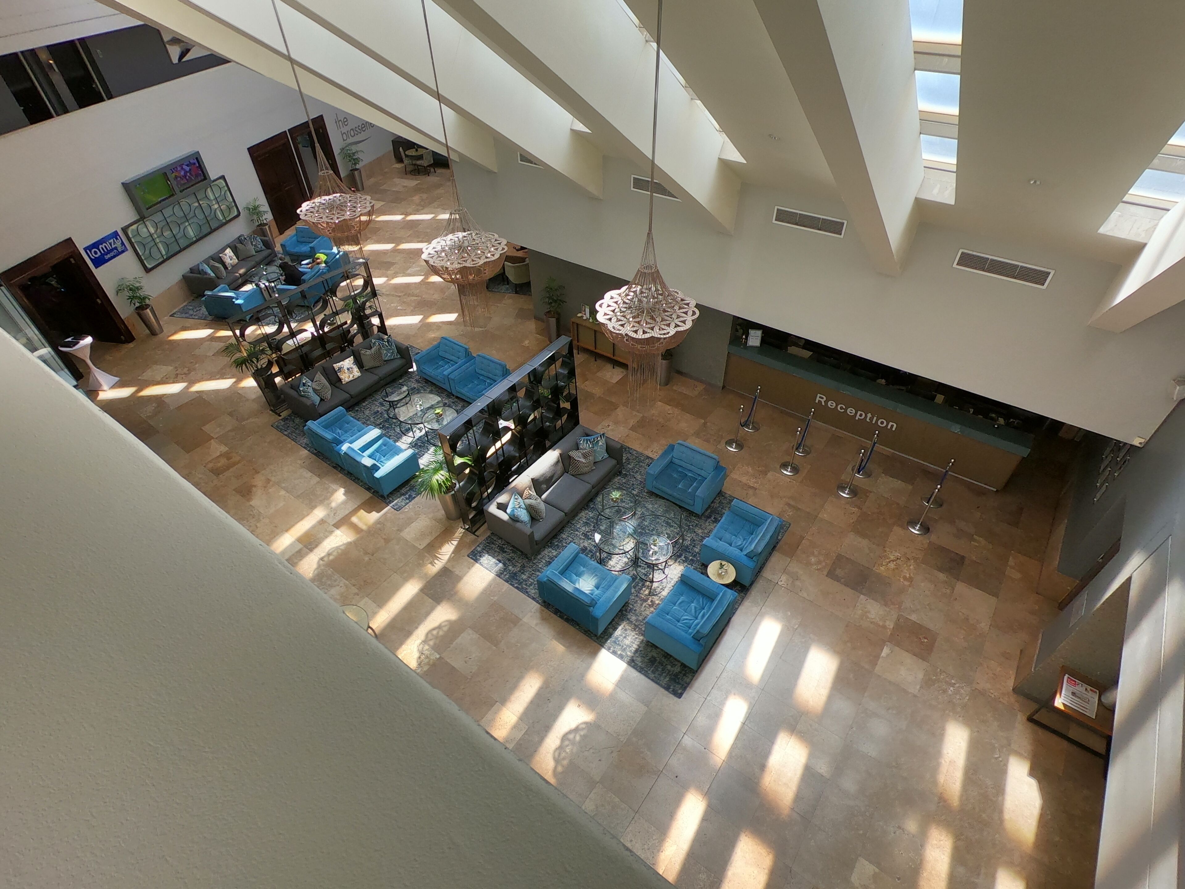 Lagoon Beach Hotel Apartments