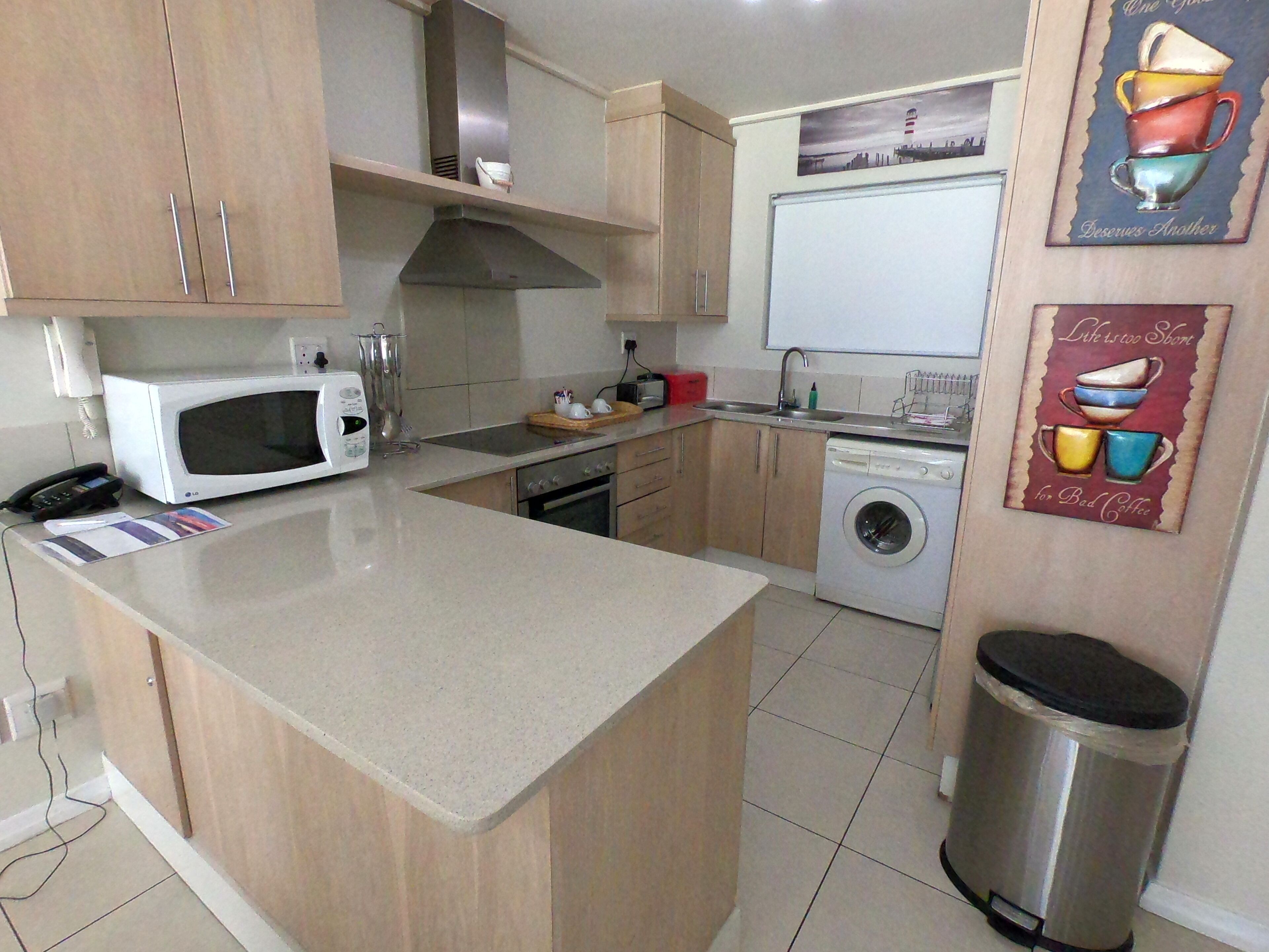 Lagoon Beach Hotel Apartments