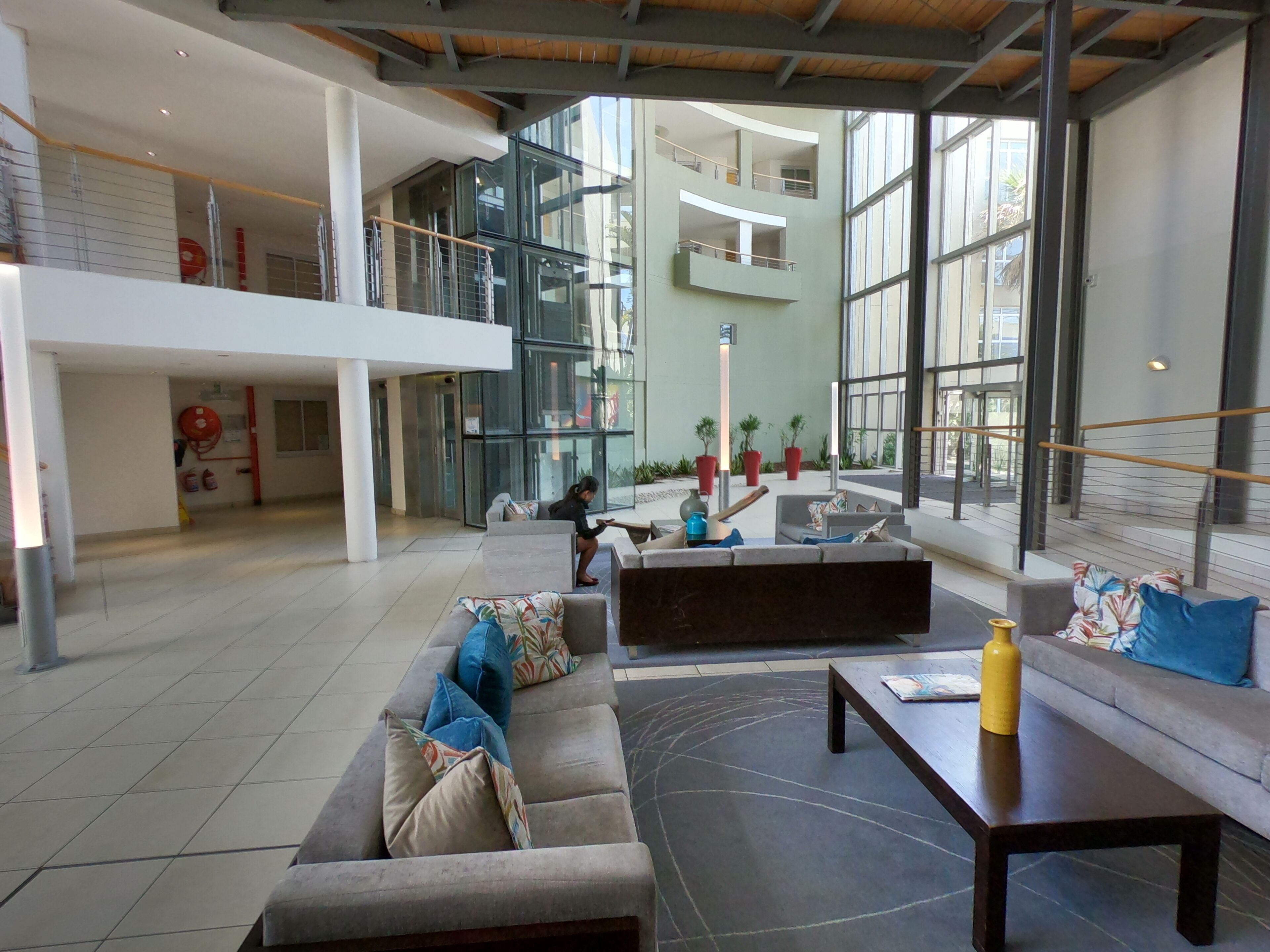 Lagoon Beach Hotel Apartments