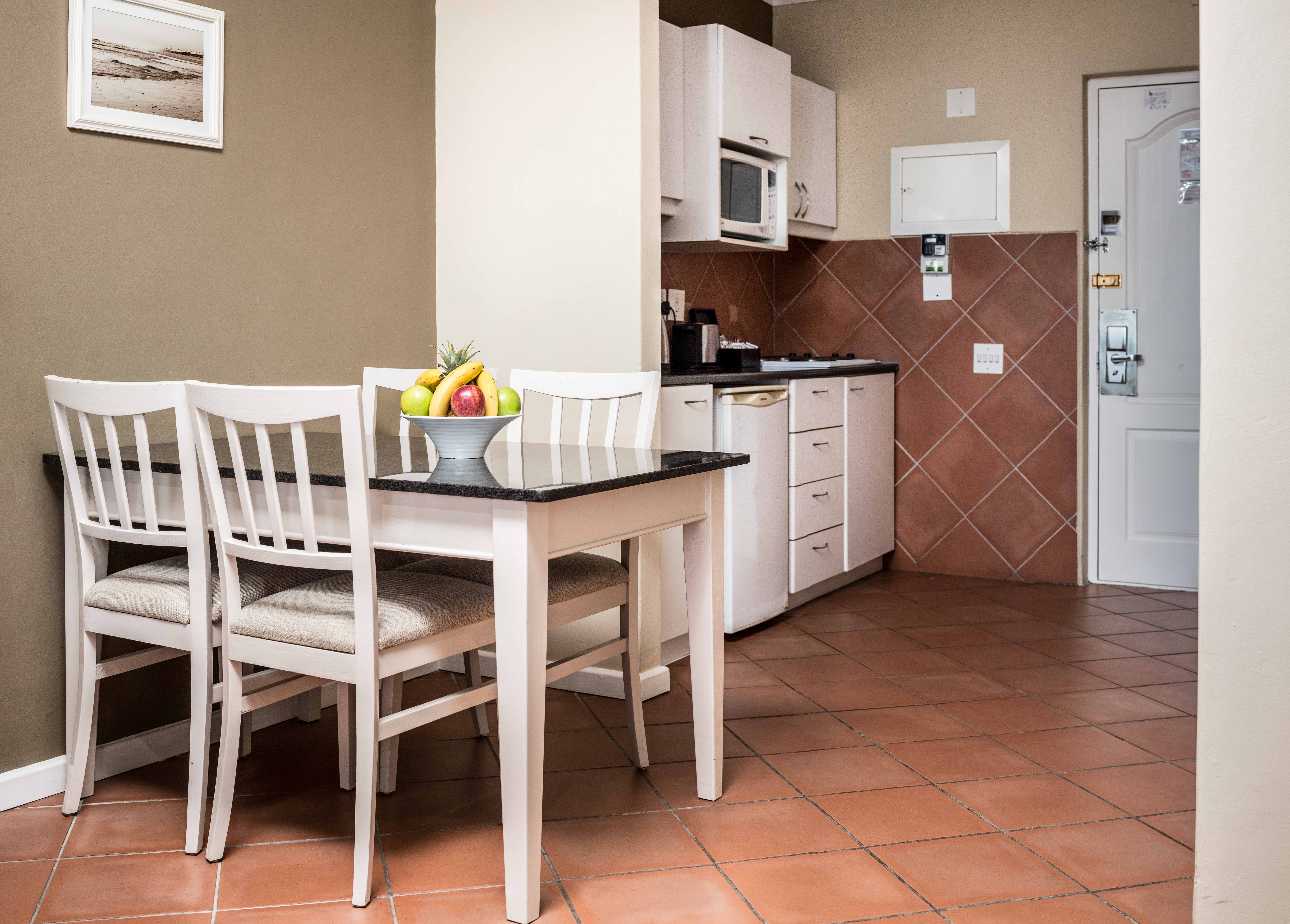 Leisure Bay Luxury Suites