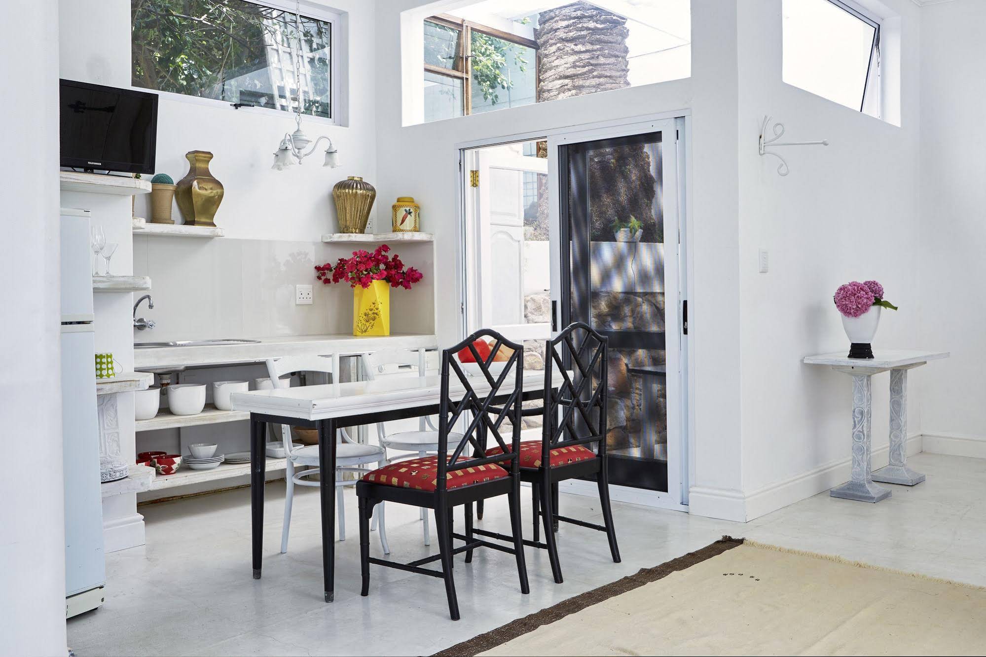 Bella Ev Guest House