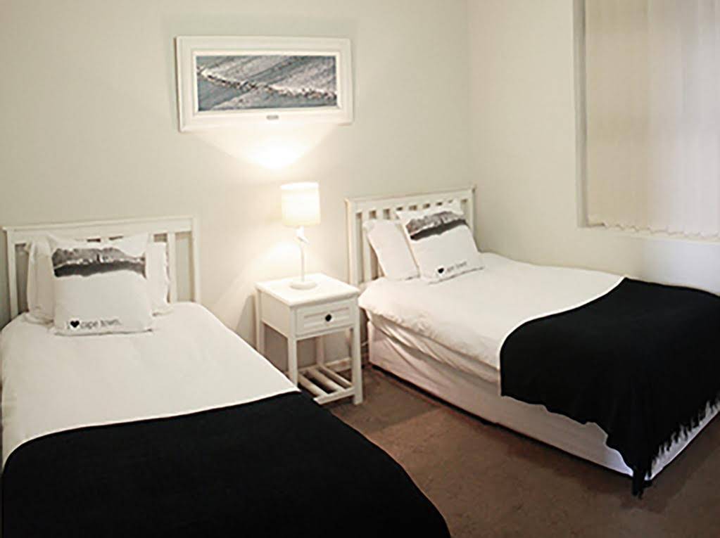 Whale Watchers Luxury Self-Catering Accommodation At Muizenberg Beach