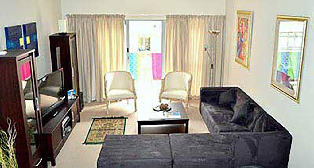 Whale Watchers Luxury Self-Catering Accommodation At Muizenberg Beach