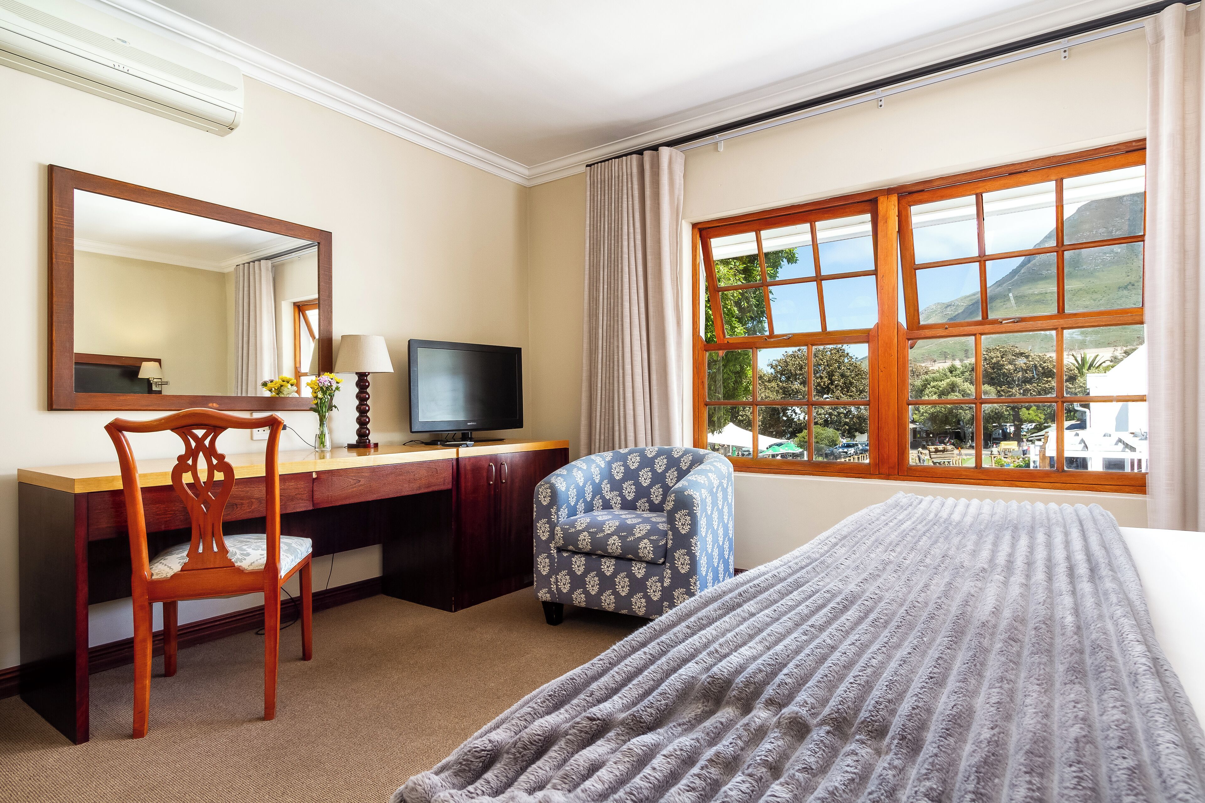 Noordhoek Village Hotel