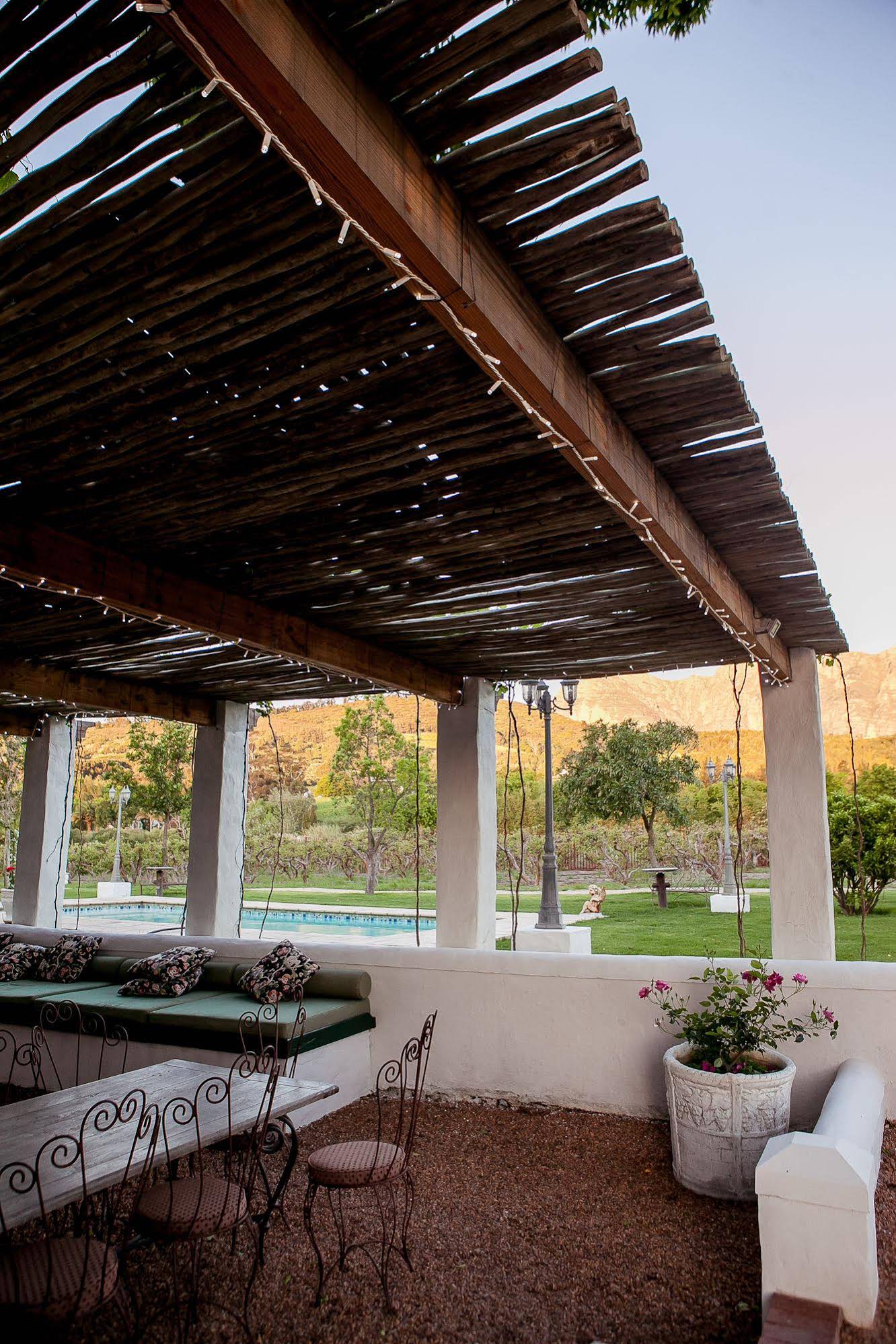 1692 De Kleijne Bos Country House