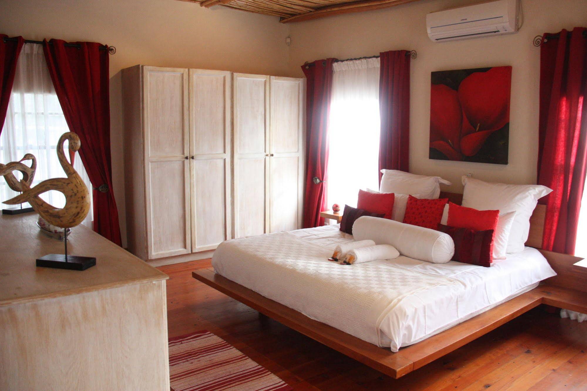 Calais Wine Estate Guesthouse