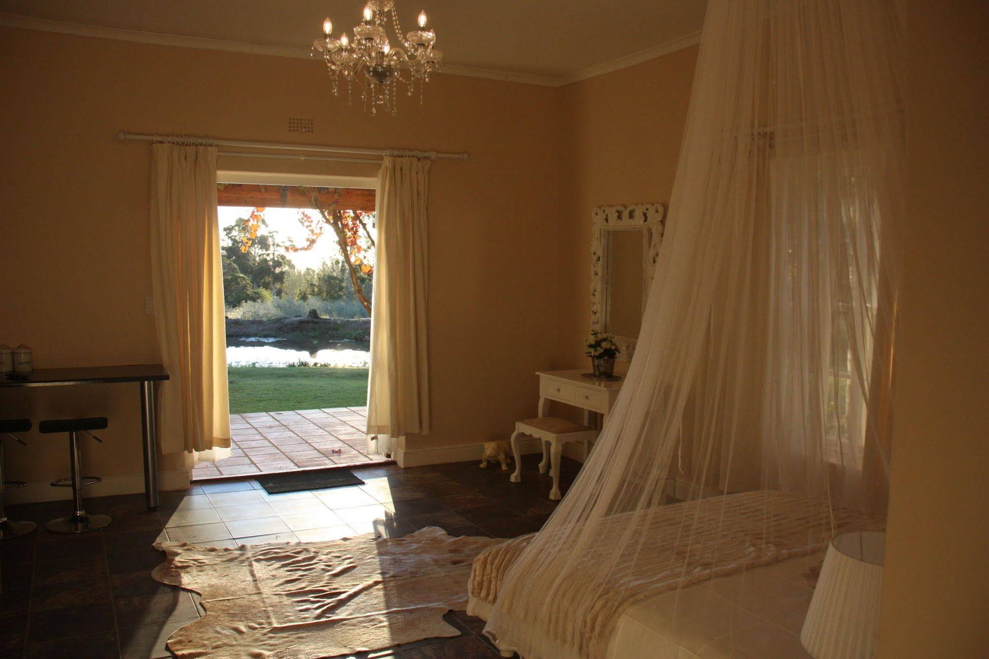 Calais Wine Estate Guesthouse