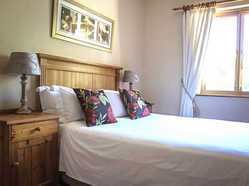 Oak Tree Lodge