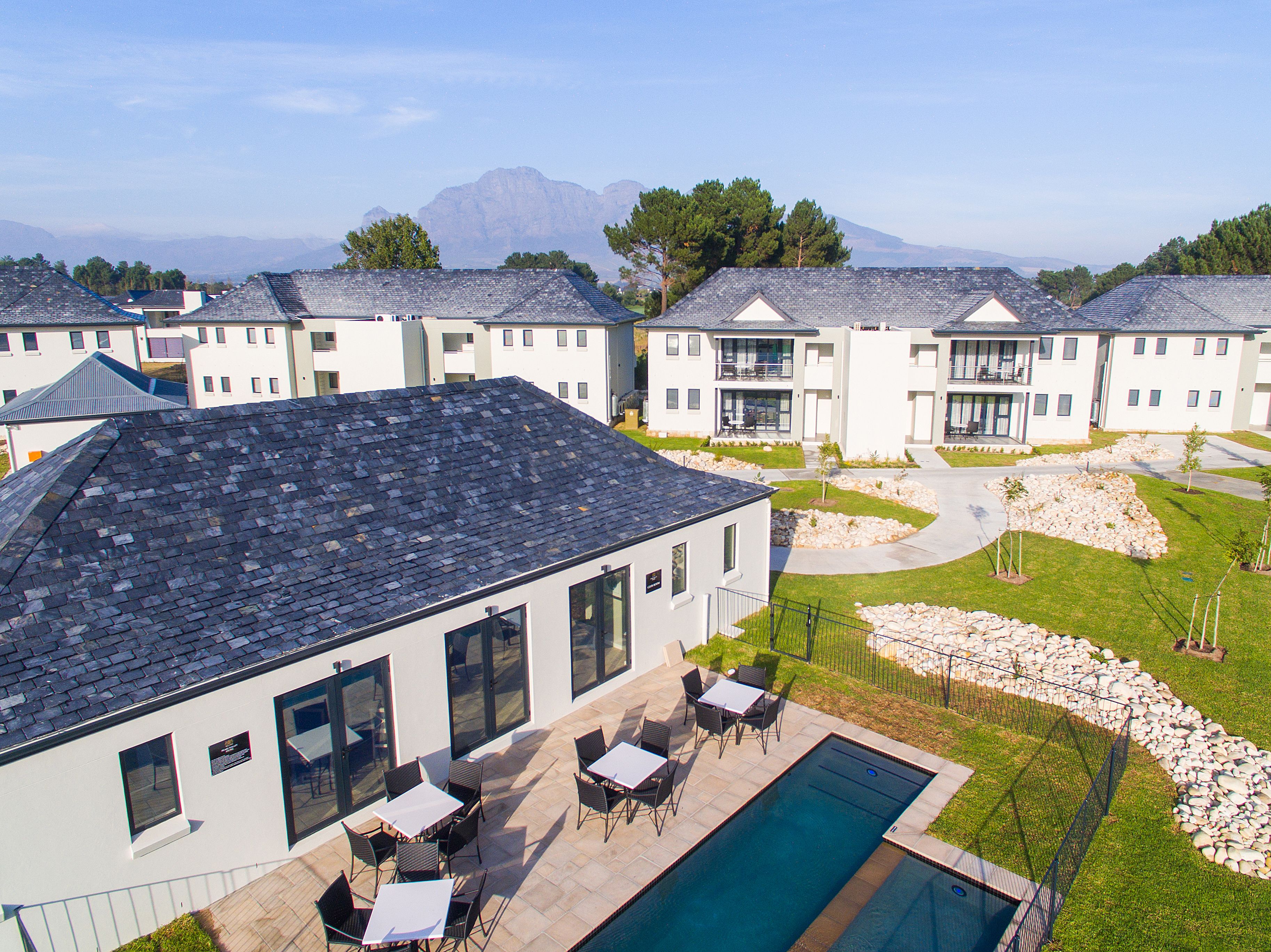 Pearl Valley Hotel By Mantis
