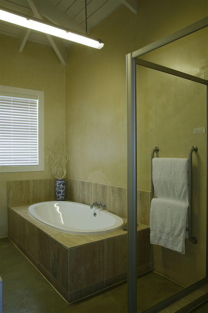 Moonstruck on Pringle Bay Guesthouse