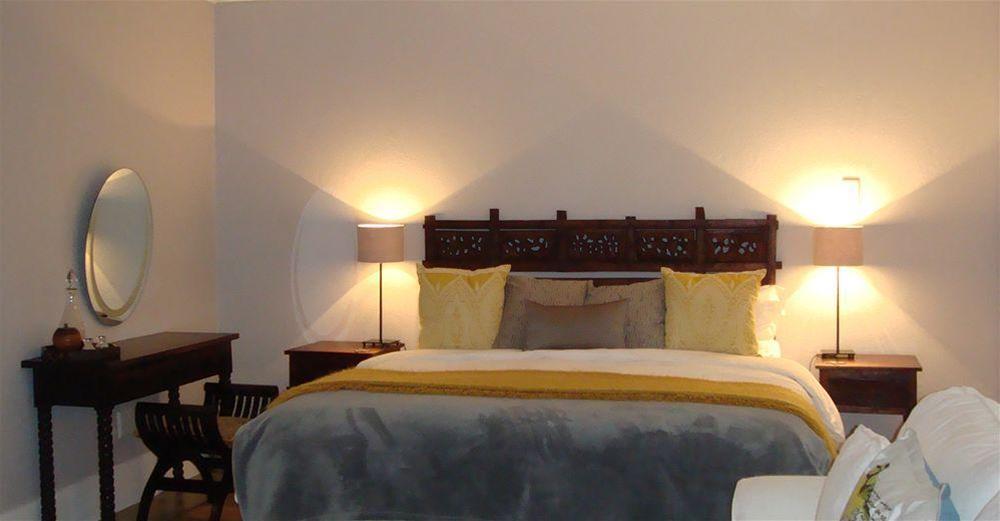 Moonstruck on Pringle Bay Guesthouse