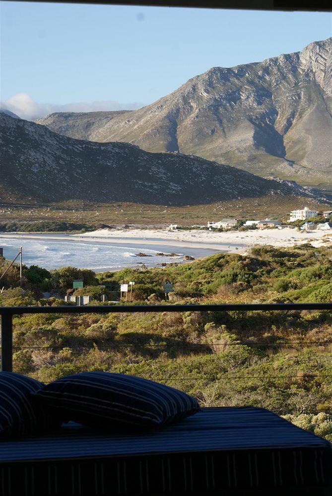 Moonstruck on Pringle Bay Guesthouse
