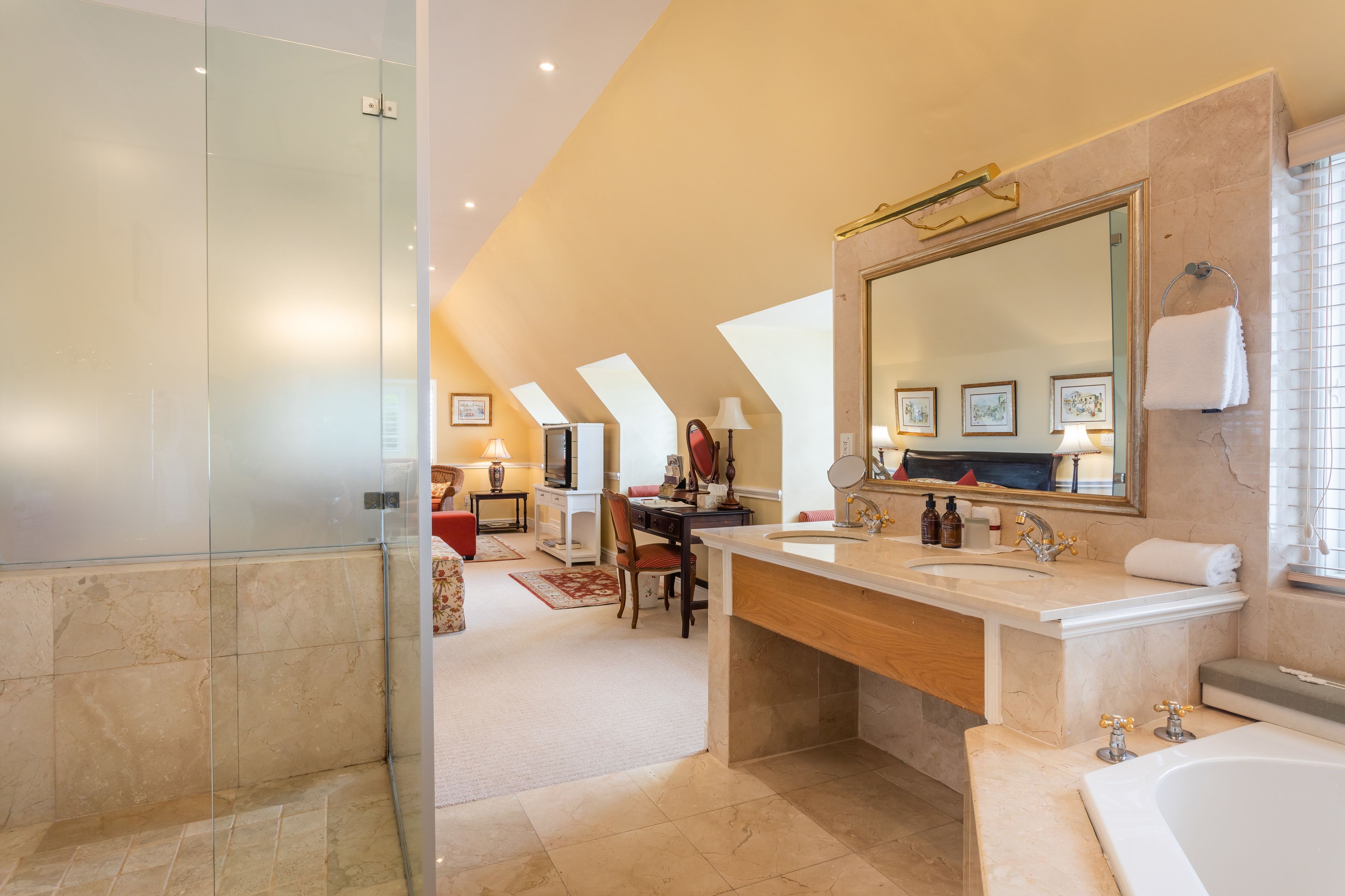 St. James Manor Guesthouse