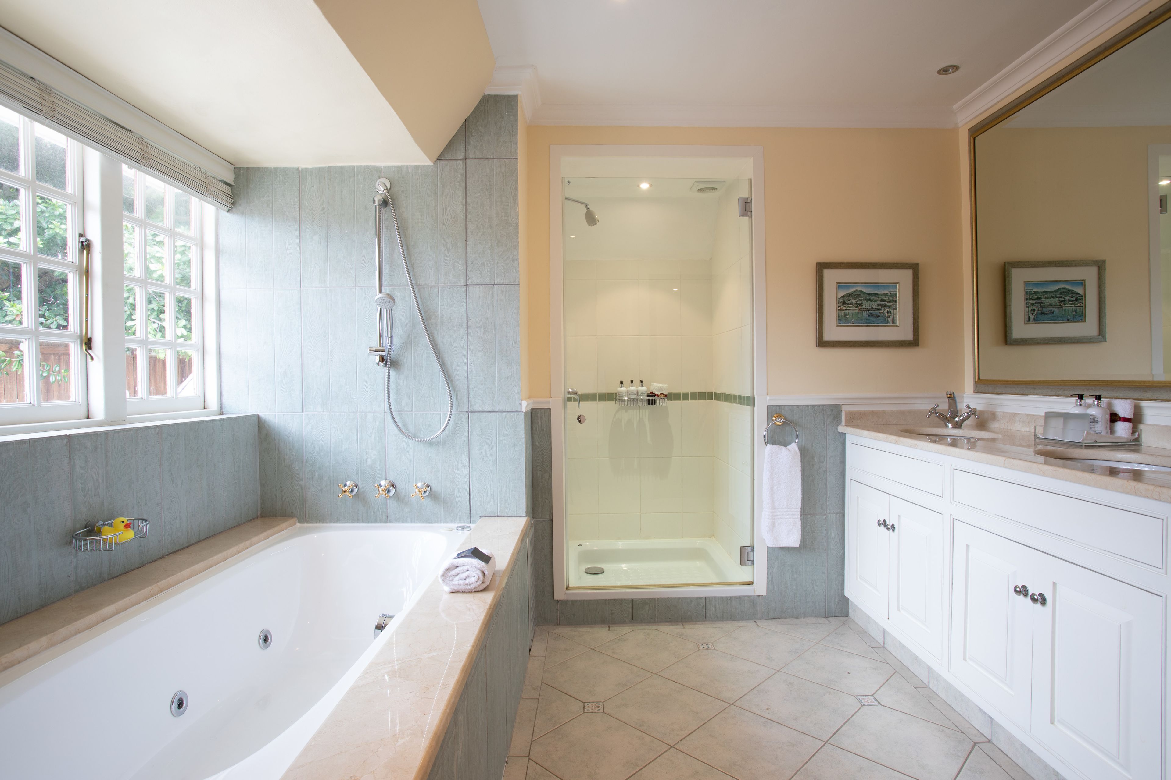 St. James Manor Guesthouse