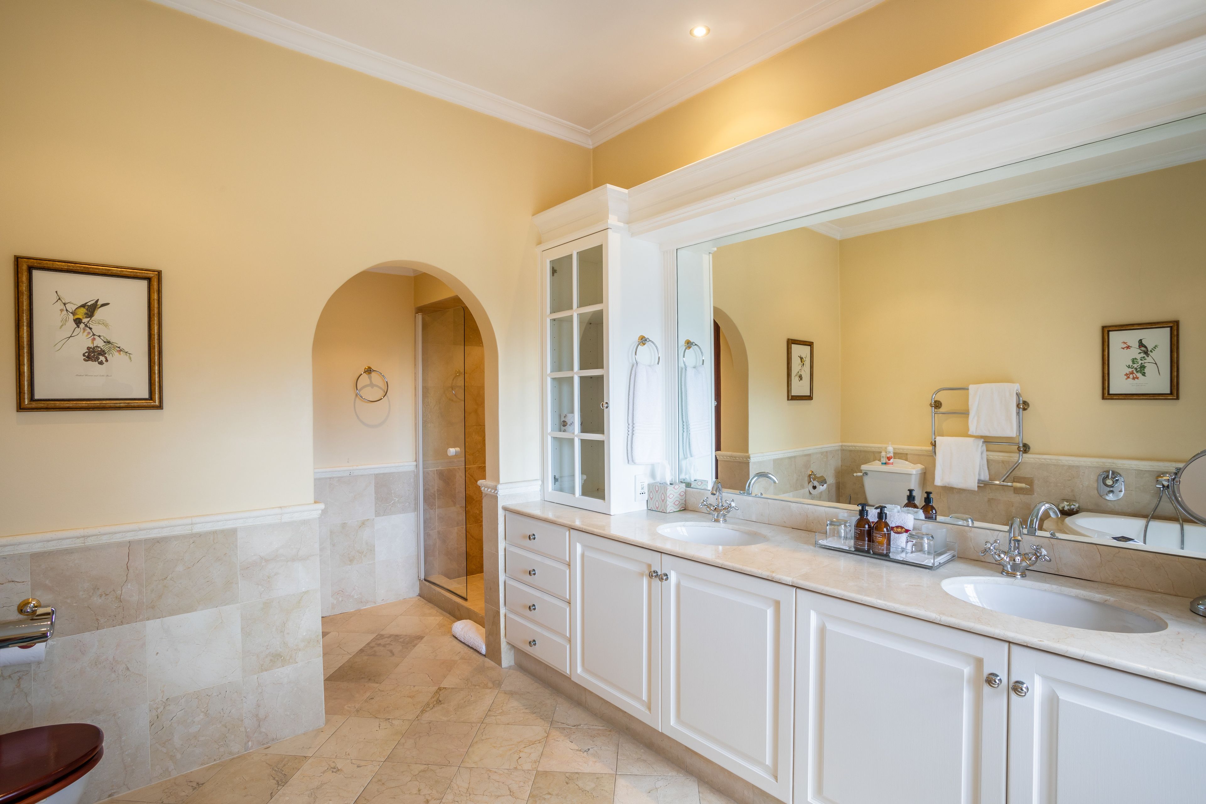 St. James Manor Guesthouse