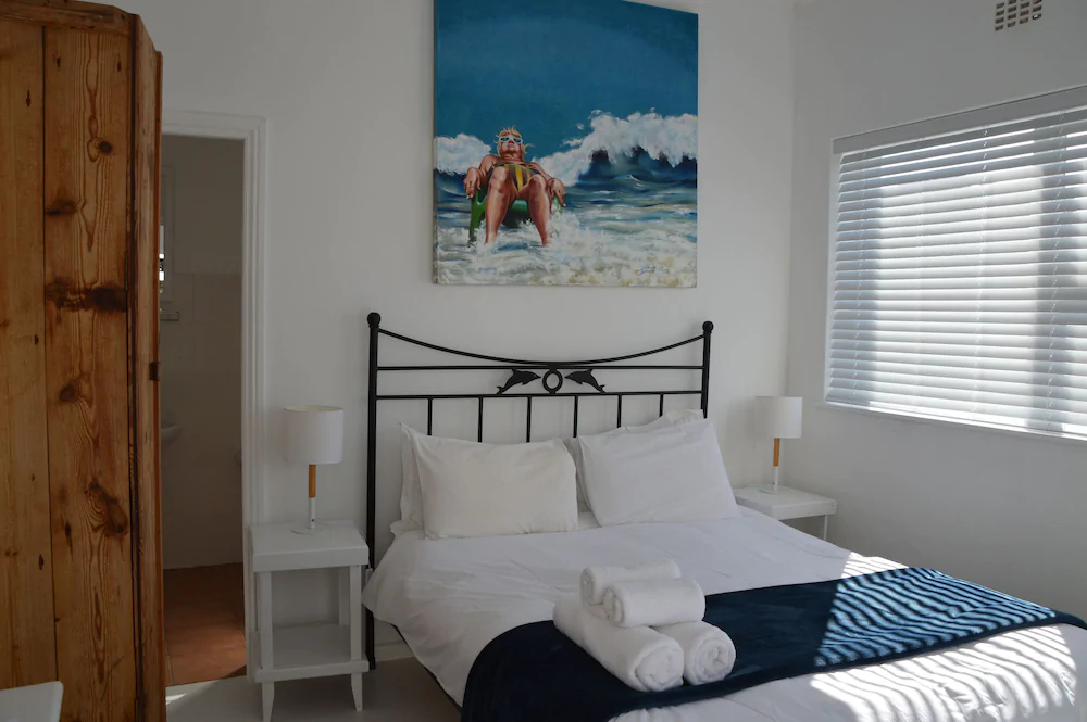 Boulders Beach Lodge