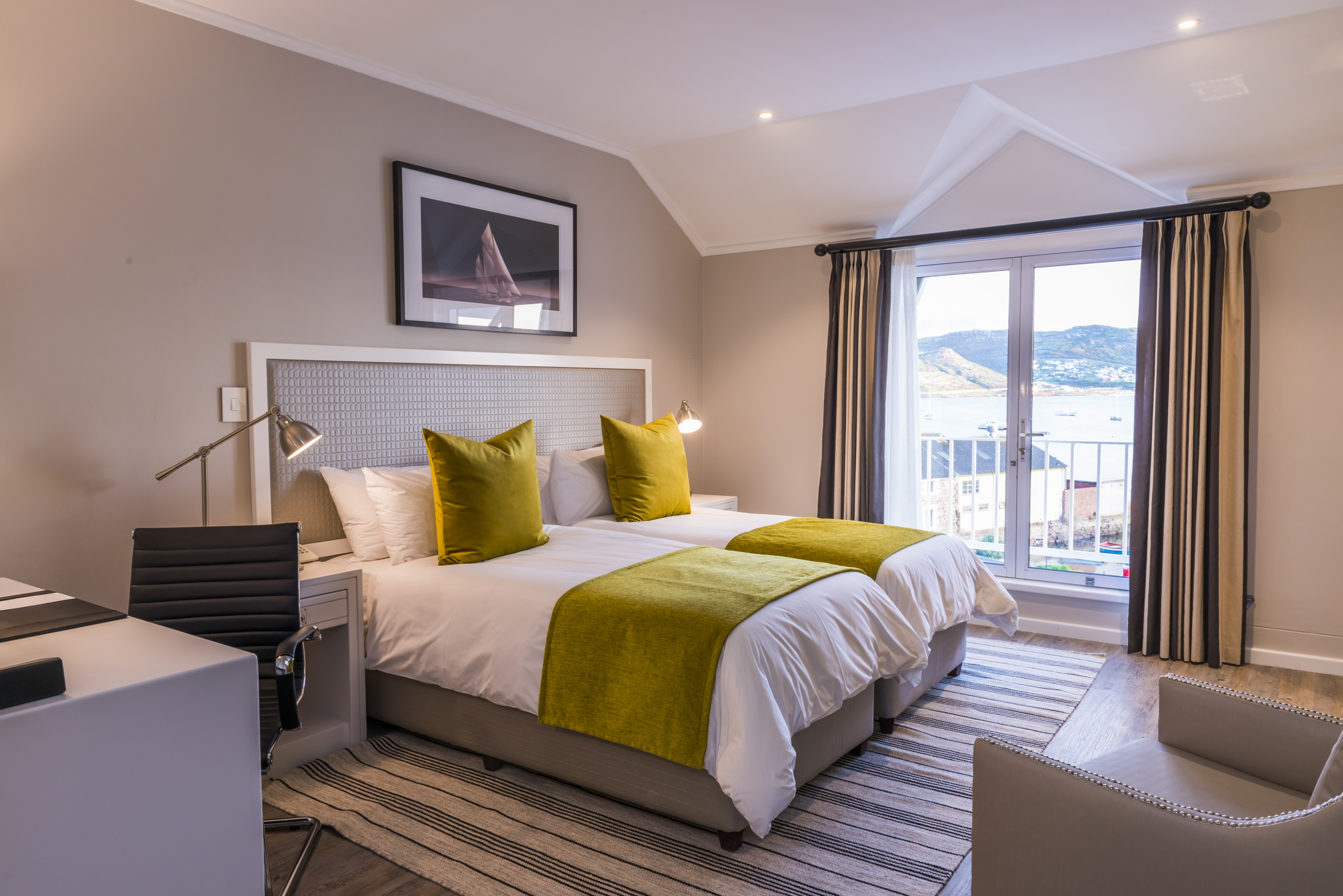 Simon’s Town Quayside Hotel