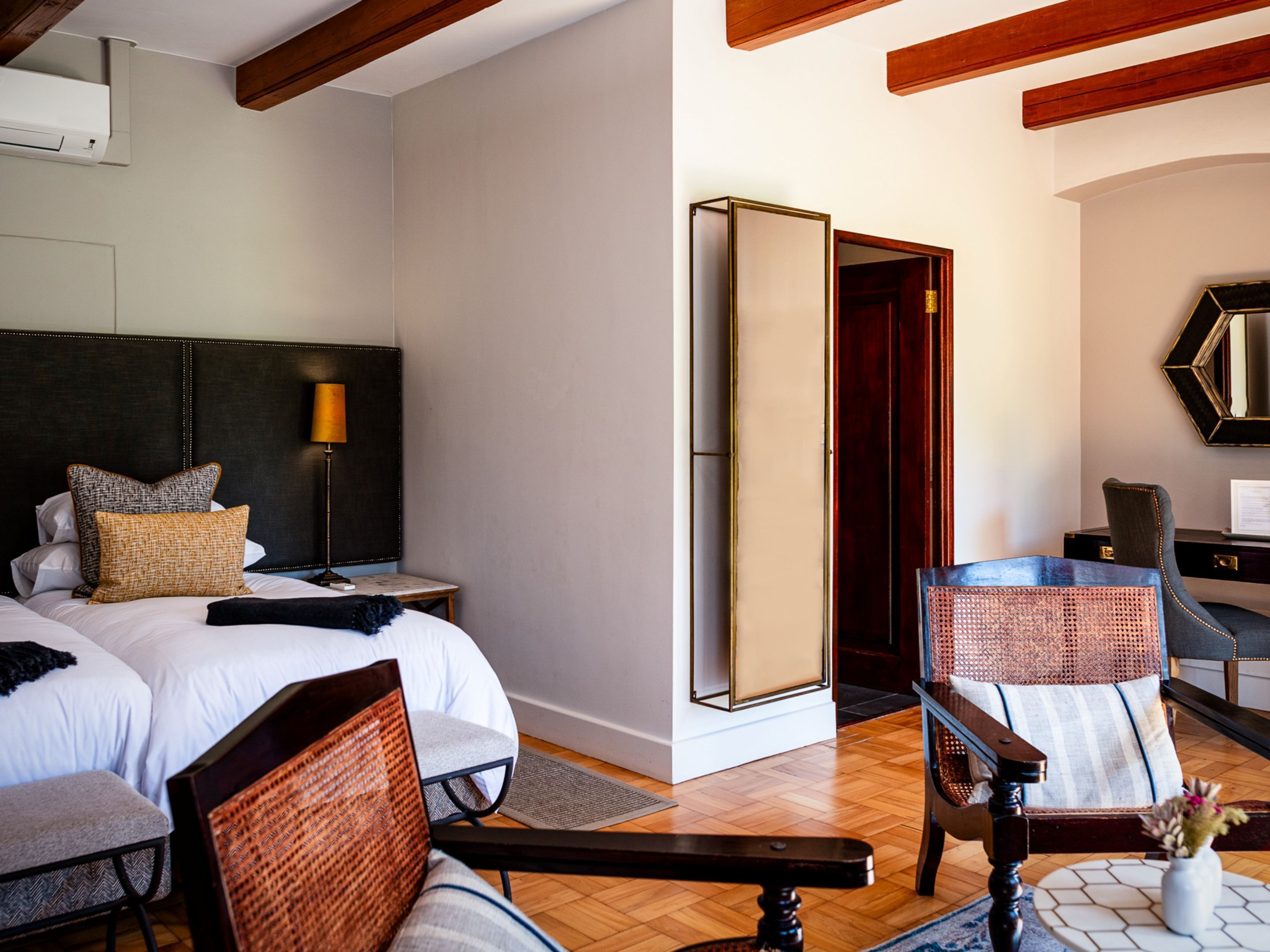 Blaauwklippen Manor By Newmark