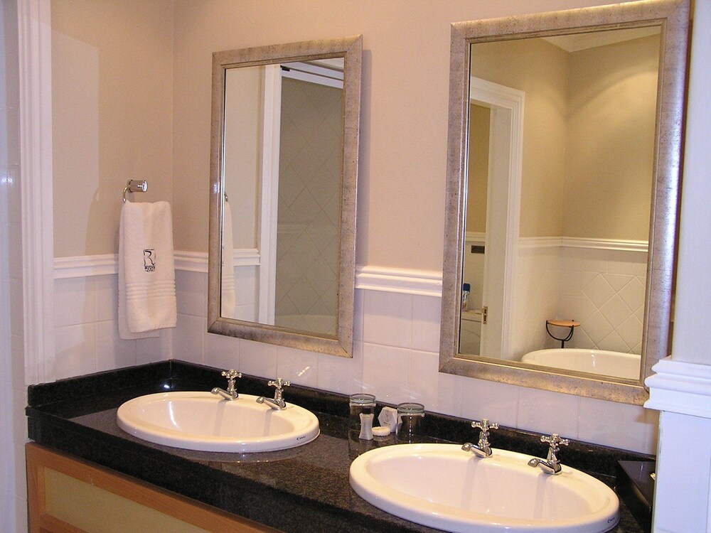 Bushman Sands Golf Lodge & Estate