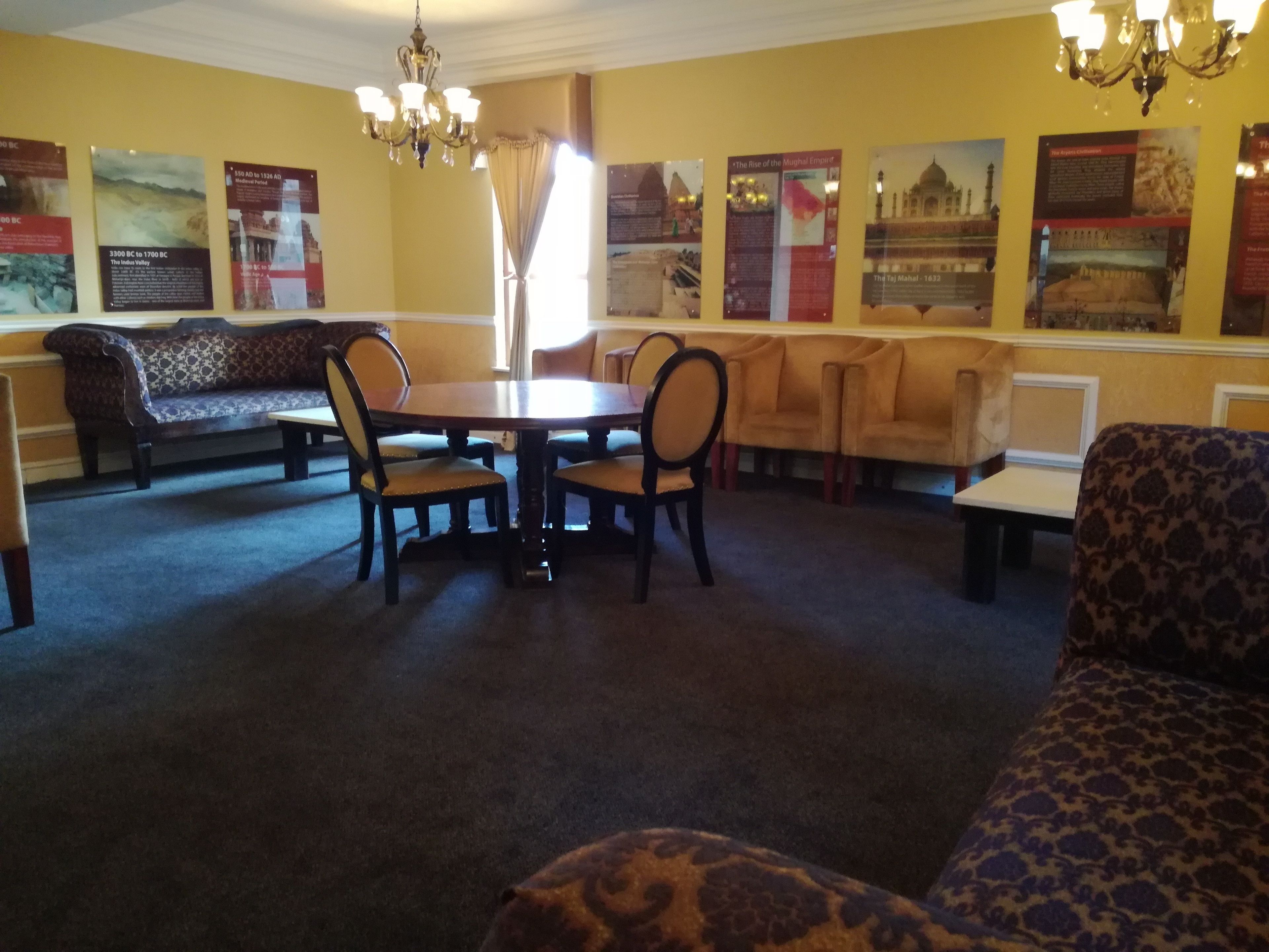 Hotel Savera