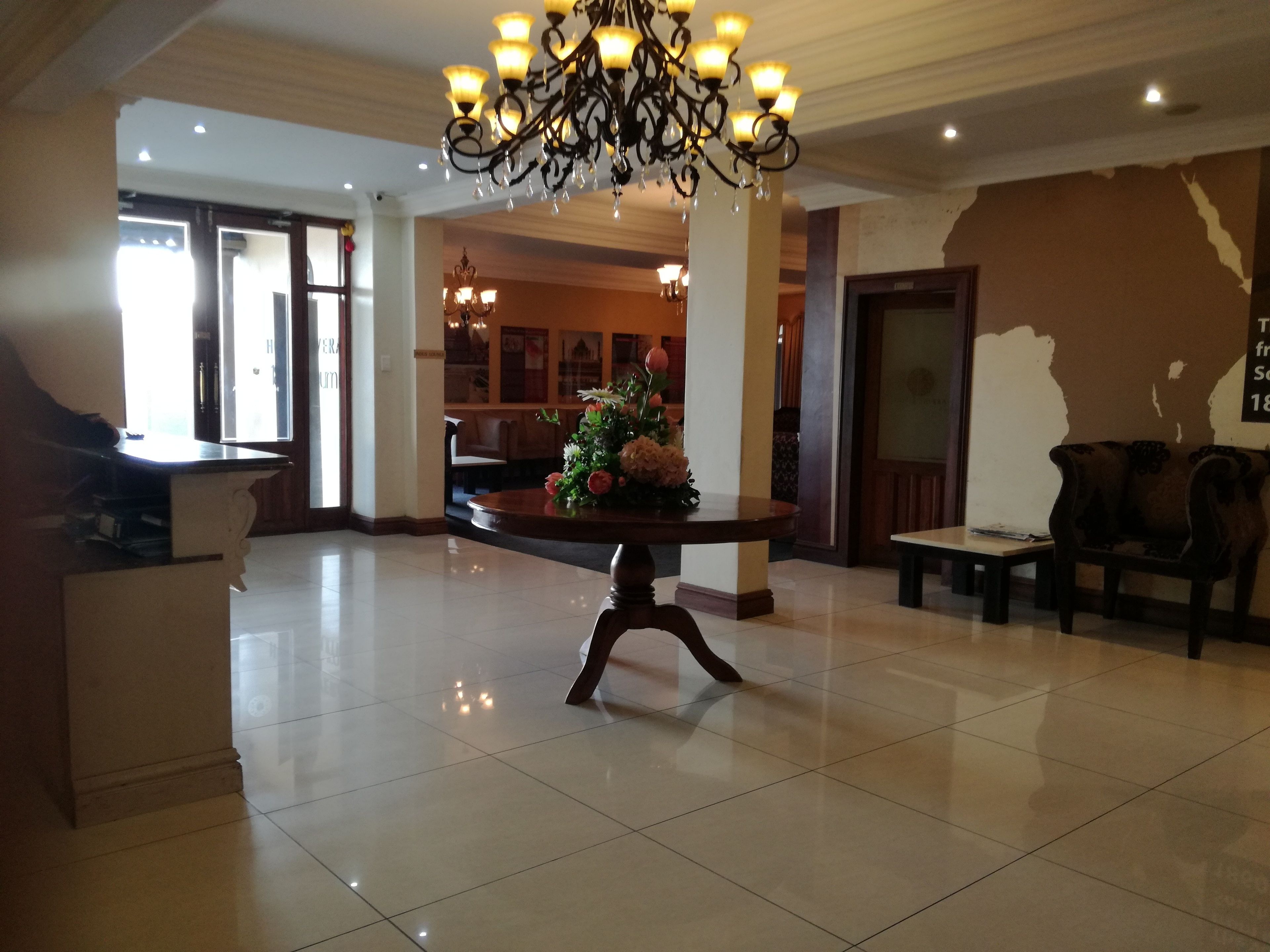 Hotel Savera