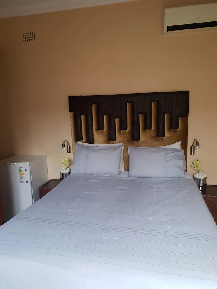 Iqhayiya Guest House