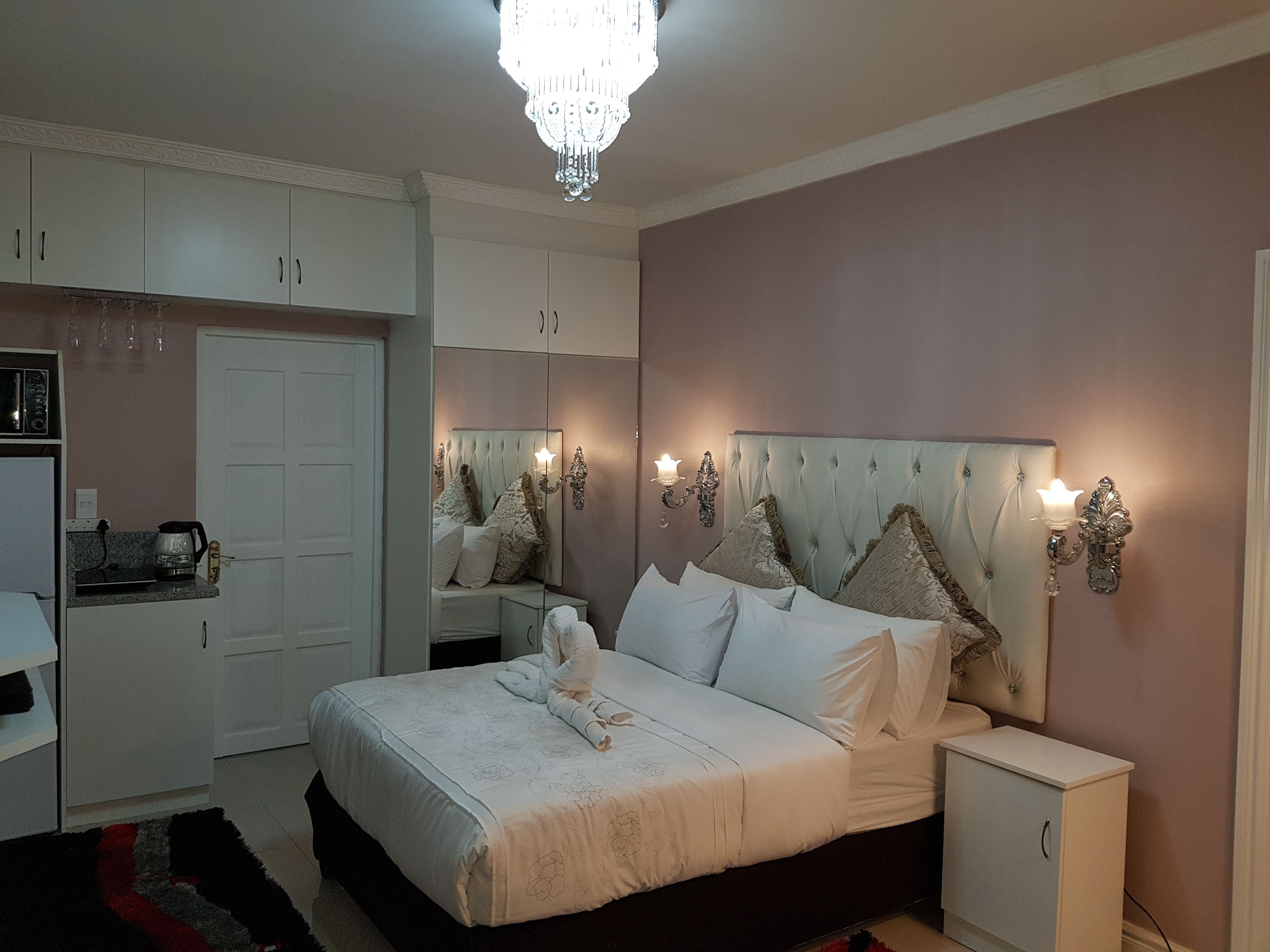 Rjs Guesthouse